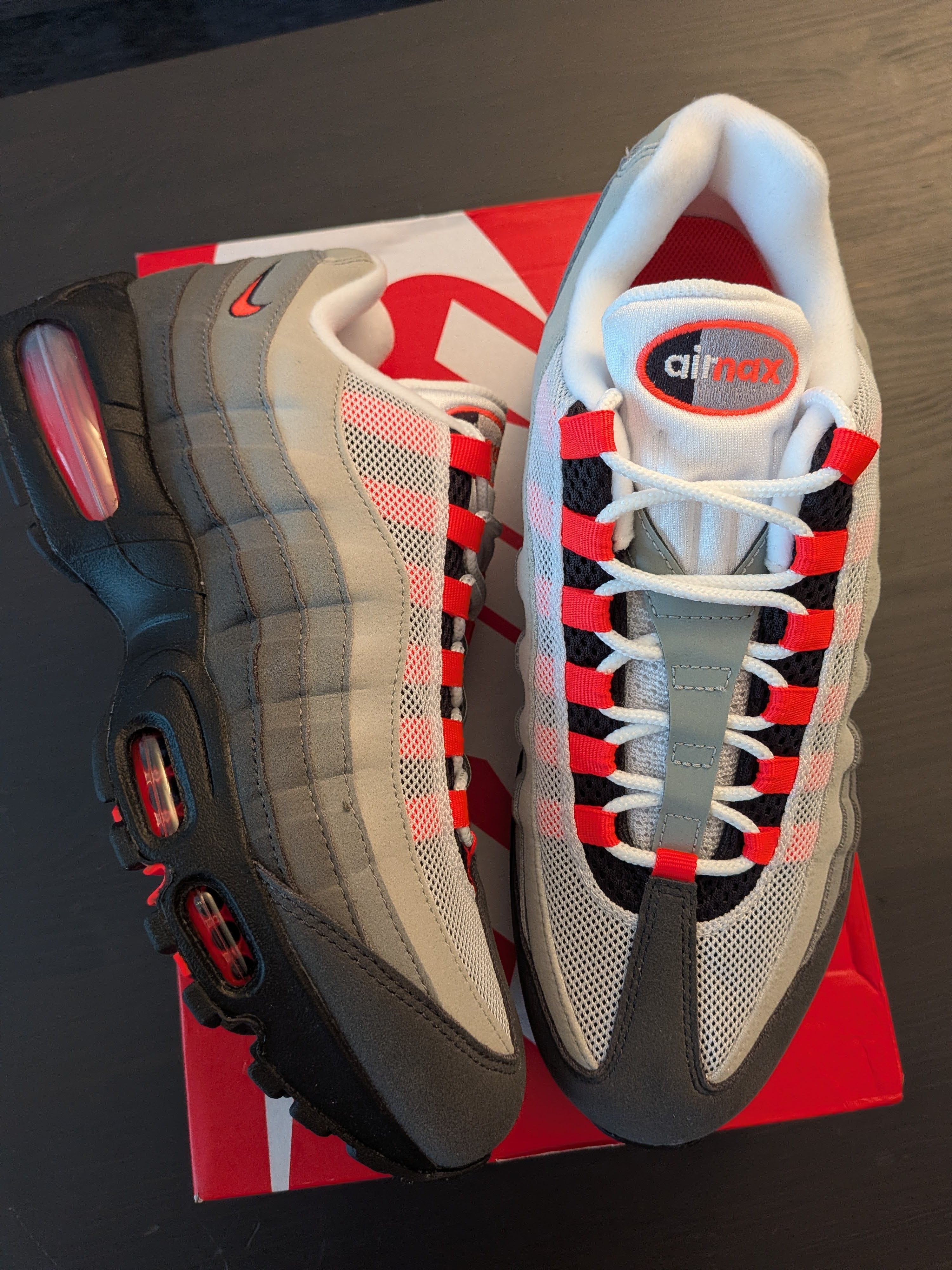 Nike Nike Air Max 95 Solar Red 2025 Size US 9.5 / EU 42-43 - 3 Thumbnail