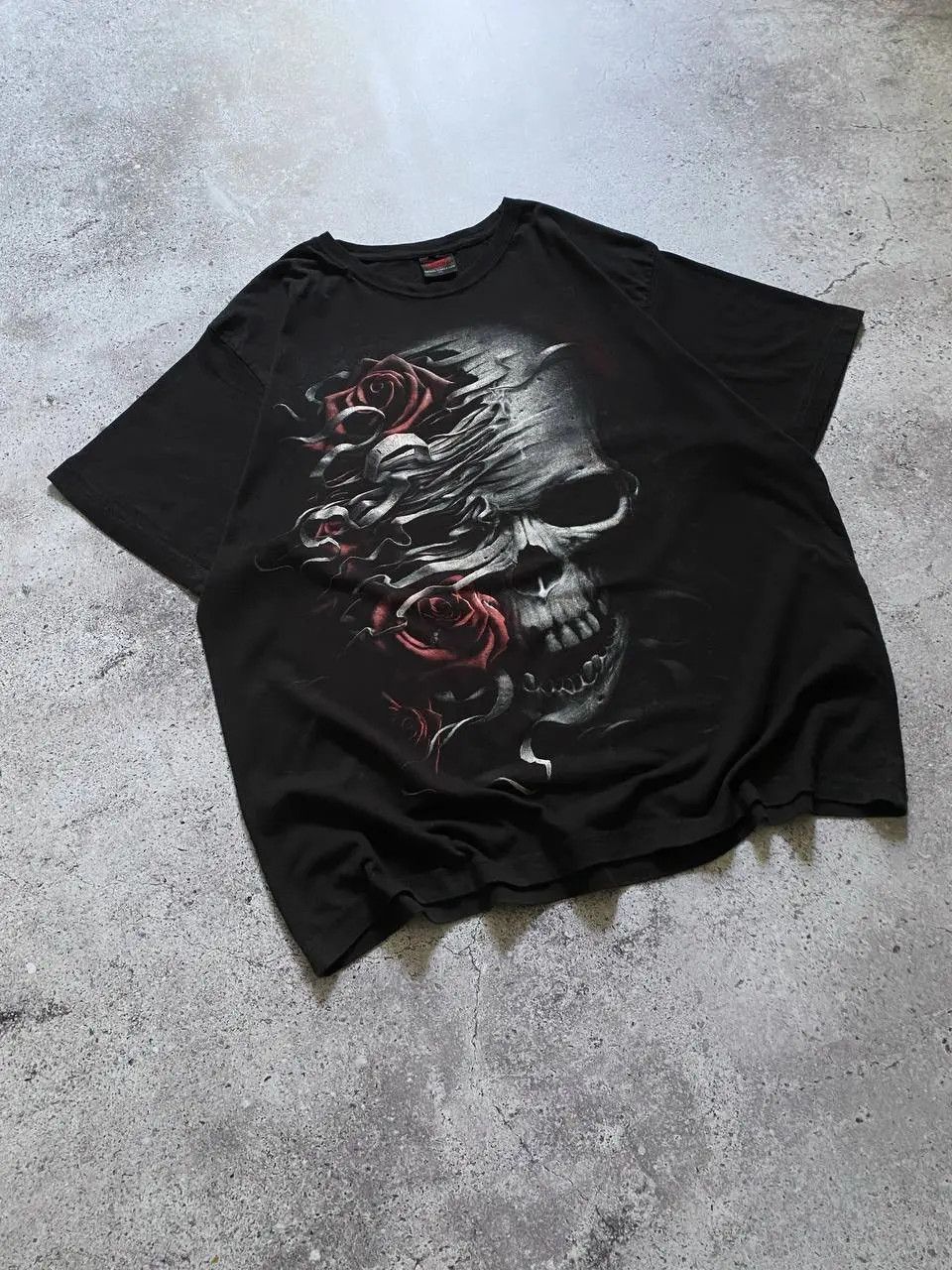 Other VINTAGE SPIRAL OVER PRINT SKULL LOGO T SHIRT Size US XL / EU 56 / 4 - 6 Thumbnail