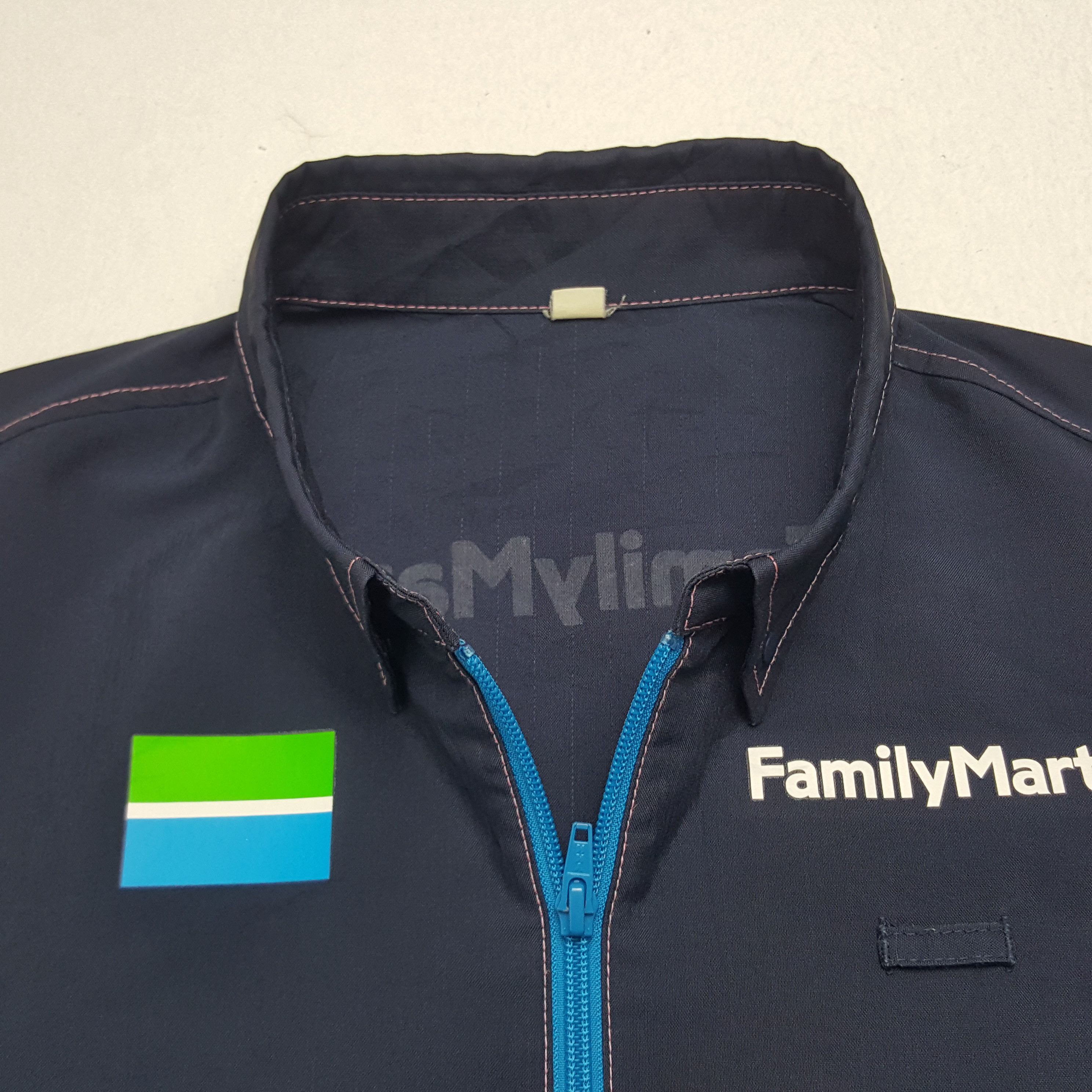 Japanese Brand × Vintage Vintage Family Mart Japanese Brand Staff Jacket Size US M / EU 48-50 / 2 - 5 Thumbnail