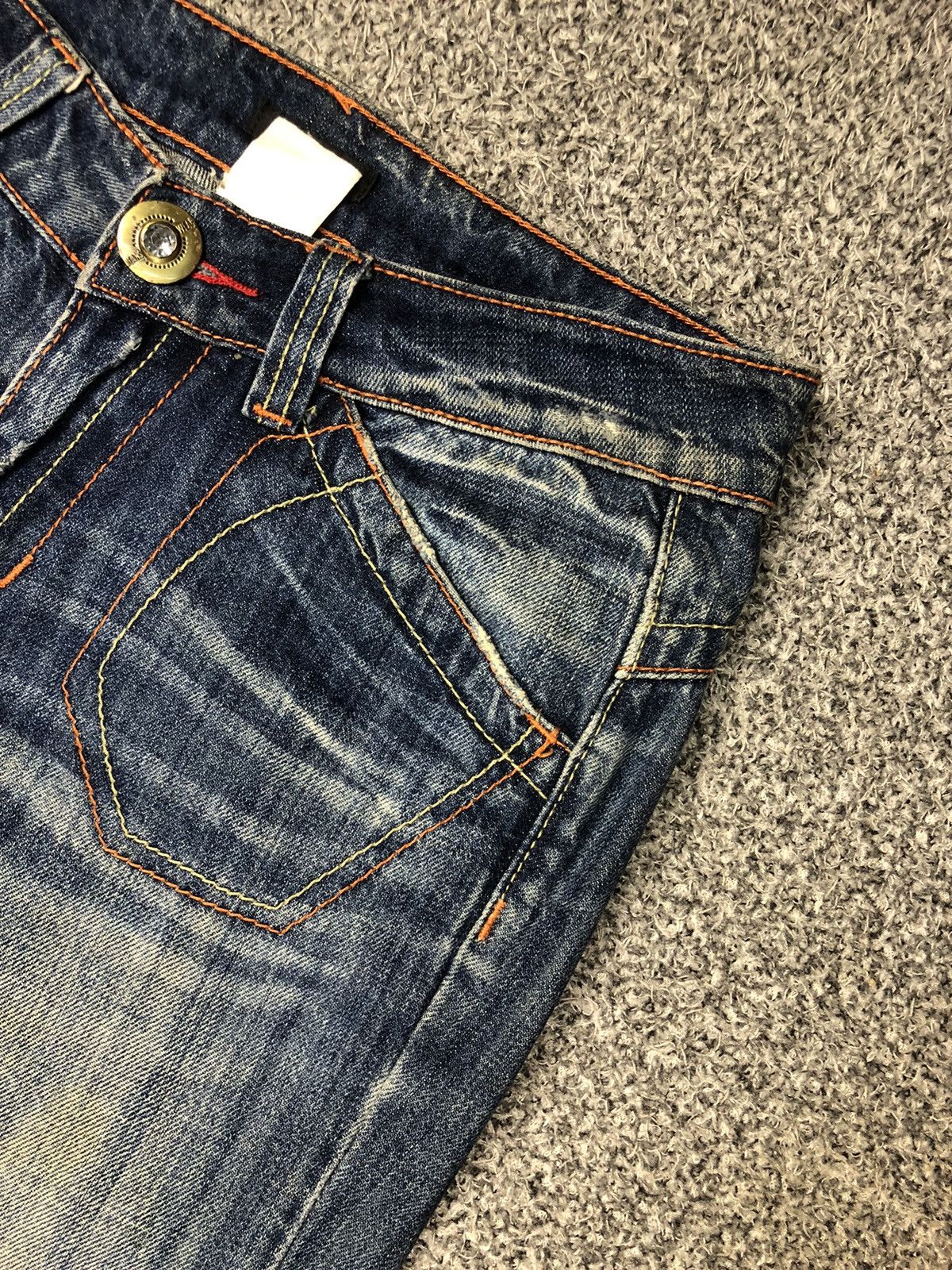 Japanese Brand Vintage Japanese Brands Nude Faded Flare Jeans Size 30" / US 8 / IT 44 - 6 Thumbnail