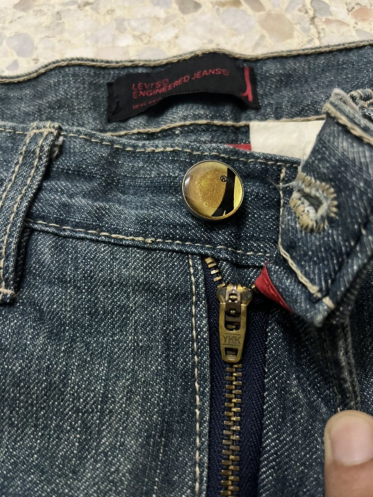 Levi's Vintage Clothing RARE LEVI’S ENGINEERED JEANS ASYMMETRICAL 2-TONE REWORKED Size US 32 / EU 48 - 3 Thumbnail