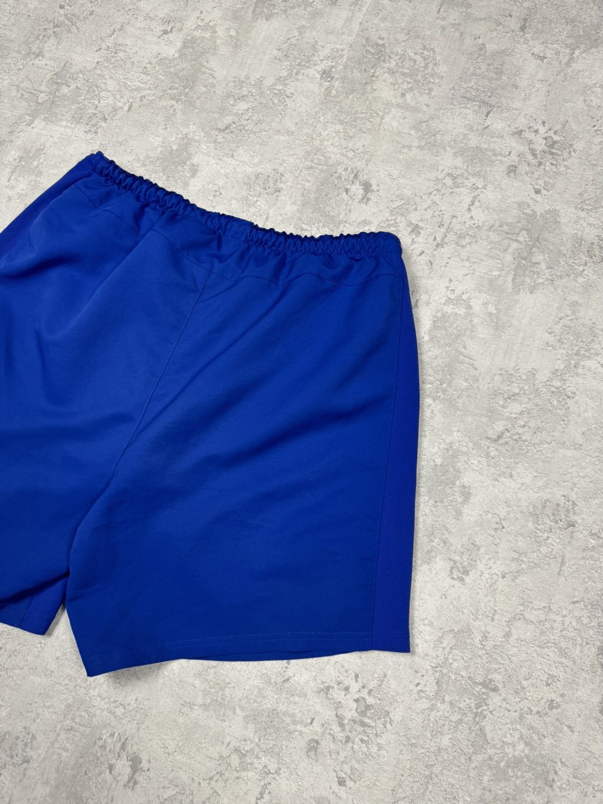 Nike Vintage Nike Manchester United Shorts Size L Size US 34 / EU 50 - 8 Thumbnail
