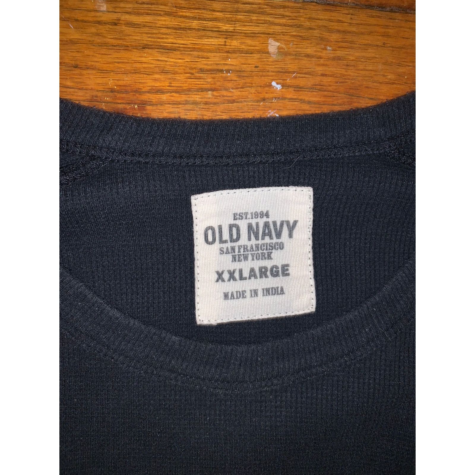 Old Navy Old Navy Y2K Skull Thermal Shirt 2XL So-Cal Black Size US XXL / EU 58 / 5 - 5 Thumbnail