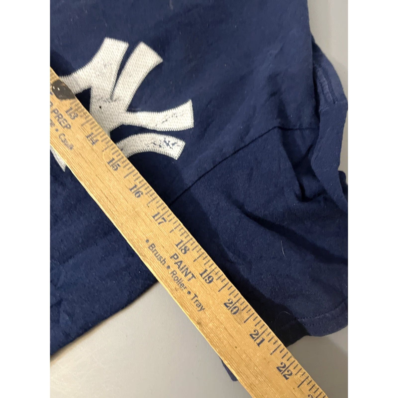 Vintage Majestic New York Yankees Mens Mark Teixeira Shirt M Blue Short Sleeve T-Shirt Size US M / EU 48-50 / 2 - 4 Thumbnail