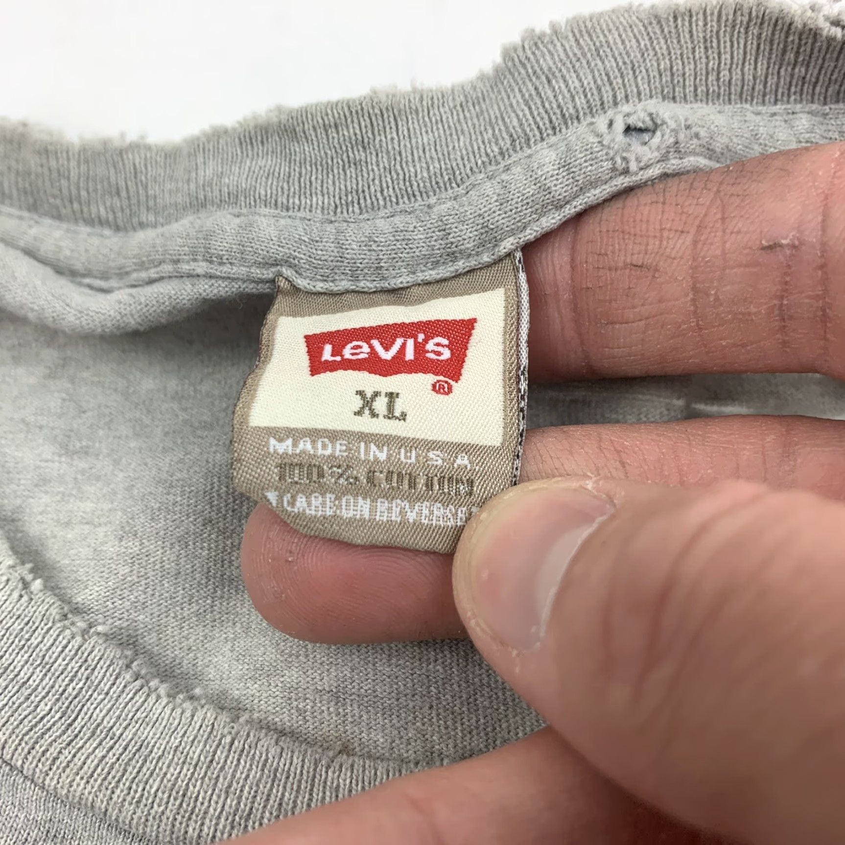 Levi's VINTAGE Levi's Jeans Long Sleeve Shirt Adult XL Gray Thrashed Worn Faded 90s USA Mens Shirt XL Gray 90s Levi's Size US XL / EU 56 / 4 - 6 Thumbnail