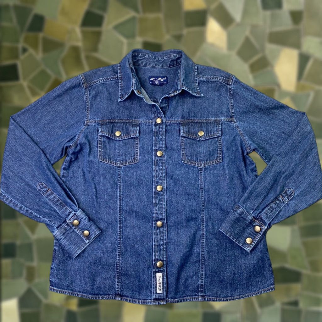 Eddie Bauer Eddie Bauer Womens Medium Blue Denim Snap Up Lightweight Trucker Jacket Size 32" / US 10 / IT 46 - 1 Thumbnail