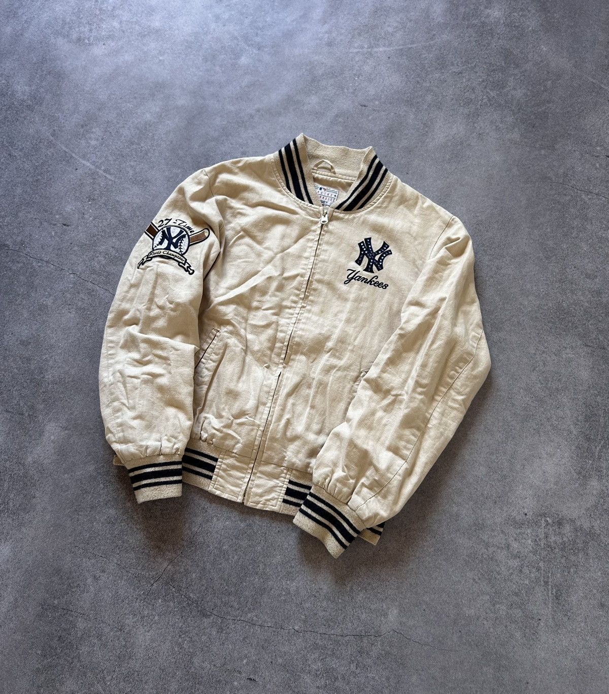 Vintage Vintage Yankees Big logo Bombers jacket y2k Size US M / EU 48-50 / 2 - 1 Thumbnail