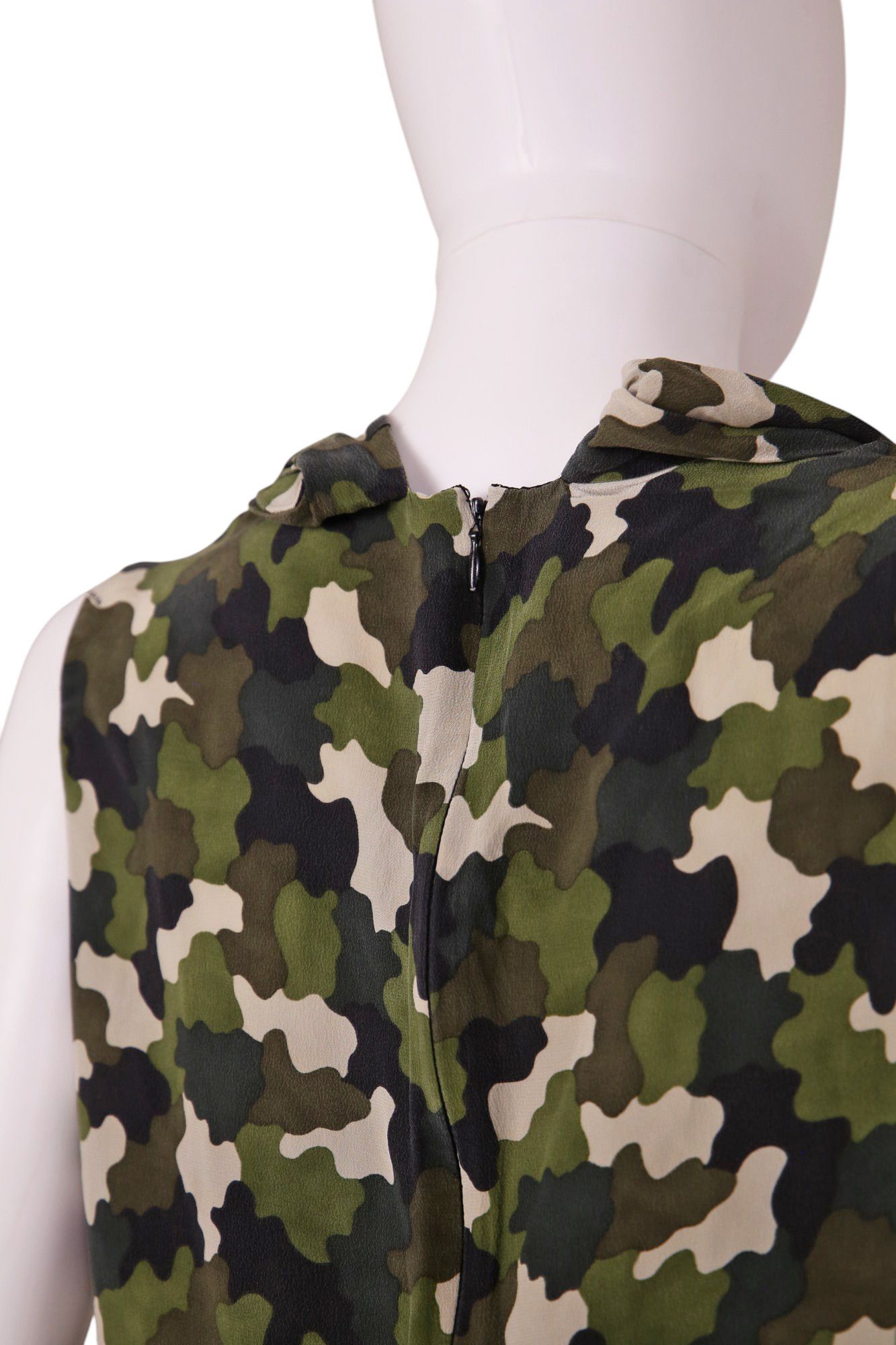 Prada Pre - Fall 2010 Camo Sleveless Tank Top Size M / US 6-8 / IT 42-44 - 10 Thumbnail