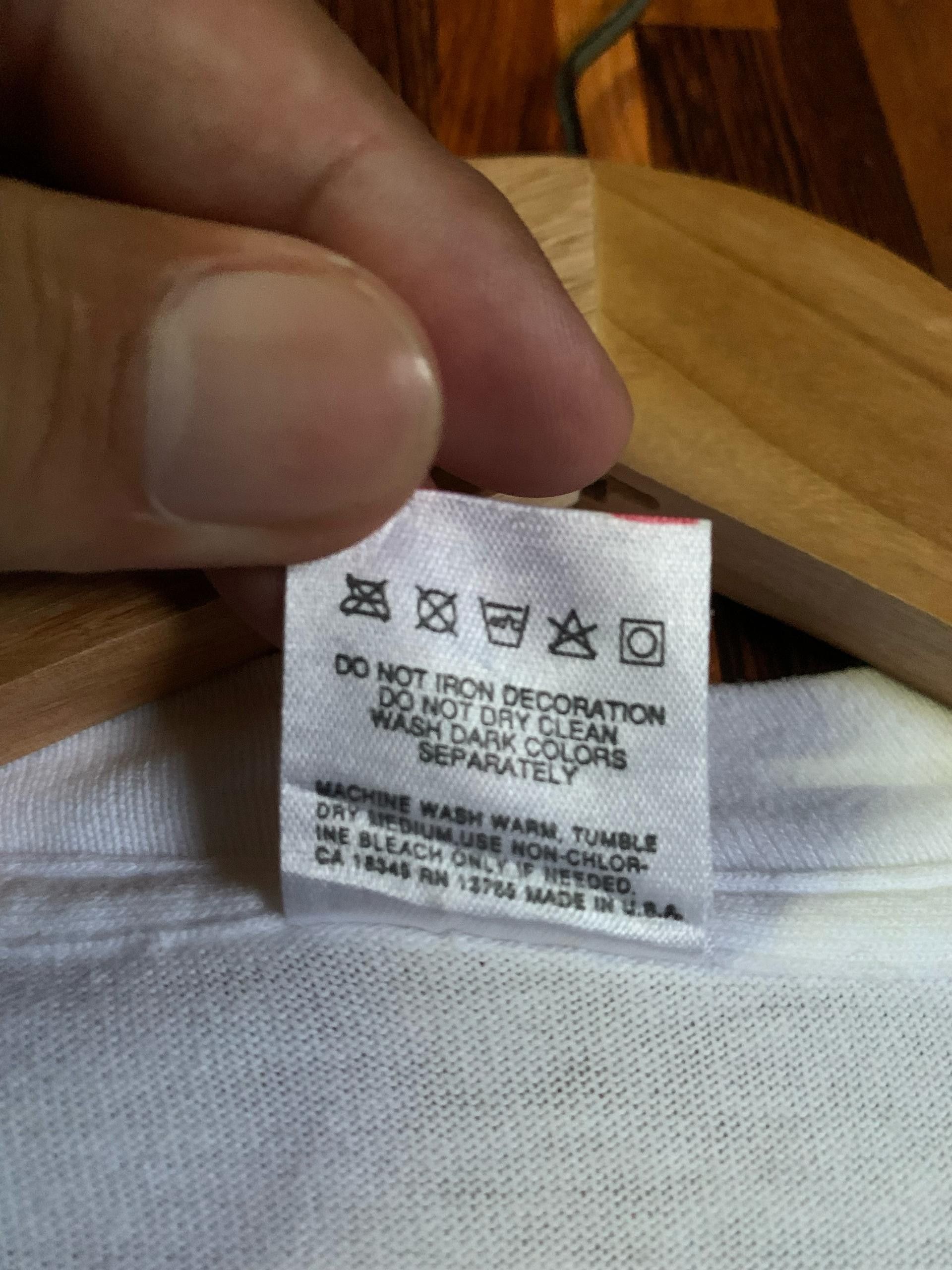 Vintage Usa made exclamation mark SUPER SUPERIORS SINGLE STICH Tee Size US L / EU 52-54 / 3 - 8 Thumbnail