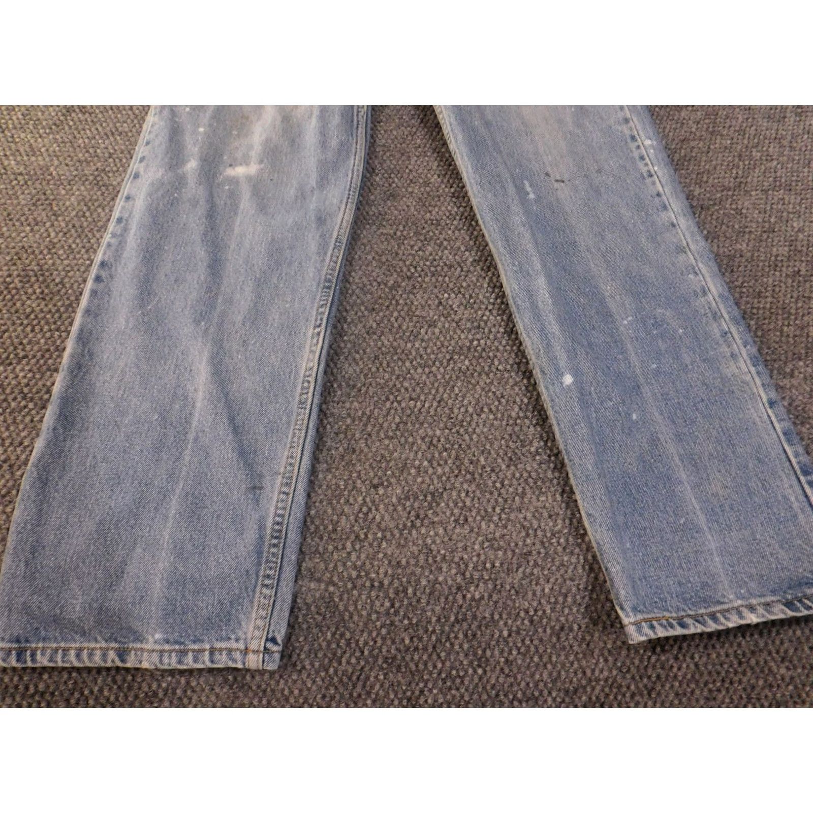 Levi's VINTAGE Levi's 560 Jeans Mens 34x34 Blue Relaxed Fit Denim Distressed Workwear 90s Mens Size US 34 / EU 50 - 4 Thumbnail
