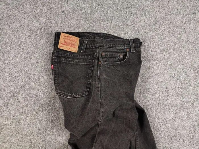 Levi's Vintage 90's levis 550 Black Denim mom Jeans Made in USA Size US 32 / EU 48 - 17 Thumbnail