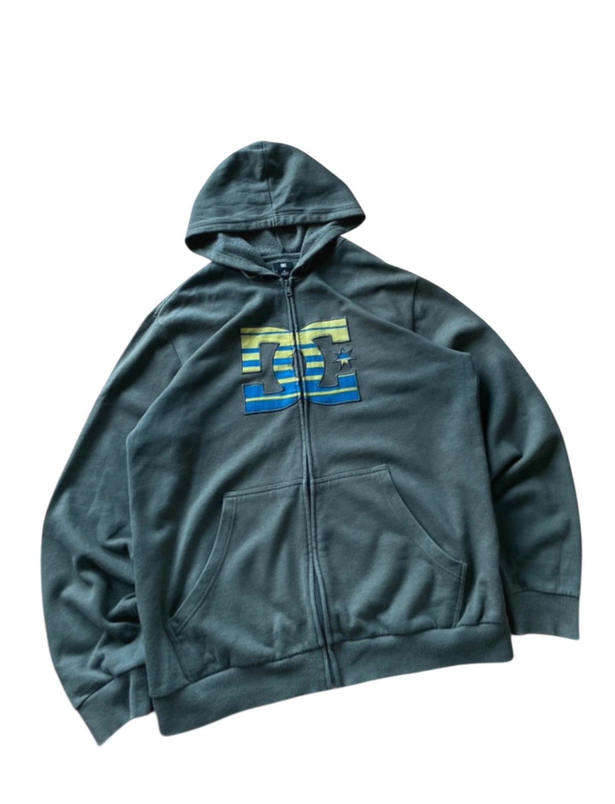 Vintage Y2K DC Shoes Zip Up Hoodie