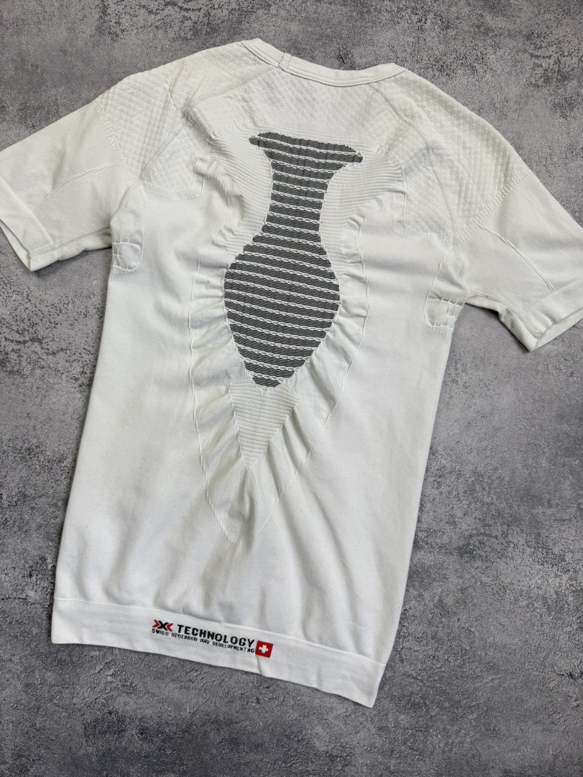 Sports Specialties X-Bionic Thermal Compression T-Shirt White Tee Size L-XL Size L / US 10 / IT 46 - 13 Thumbnail