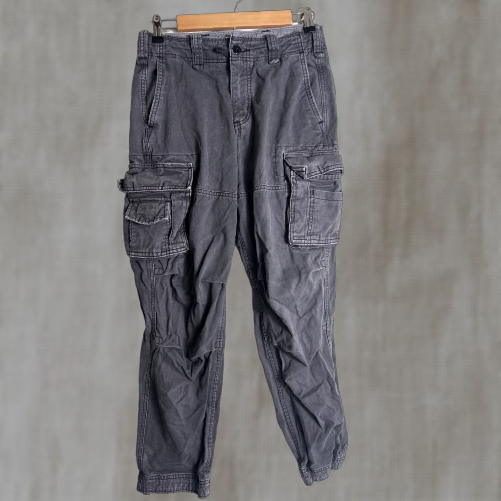 Abercrombie & Fitch Abercrombie & Fitch Cargo Utility Pants Mens 28x29 Gray Army Regular Inseam 29 in Size US 28 / EU 44 - 1 Thumbnail