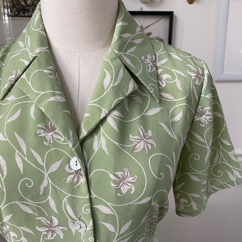 Vintage Vintage 90s Jaclyn Smith, Prairie Shirt Dress Sage Green Tie Size M / US 6-8 / IT 42-44 - 6 Thumbnail