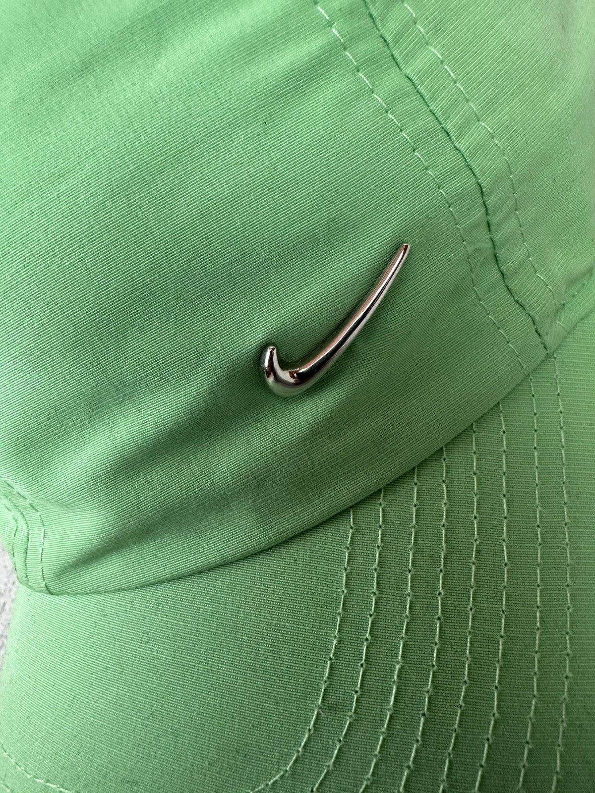 Nike Vintage Nike Metal Swoosh Cap Size ONE SIZE - 3 Thumbnail