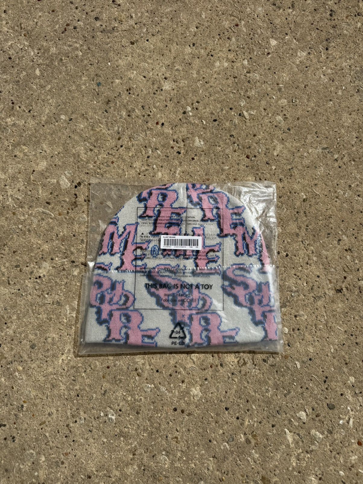 Supreme Supreme SS26 Gothic Slant Beanie white / pink Size ONE SIZE - 3 Thumbnail