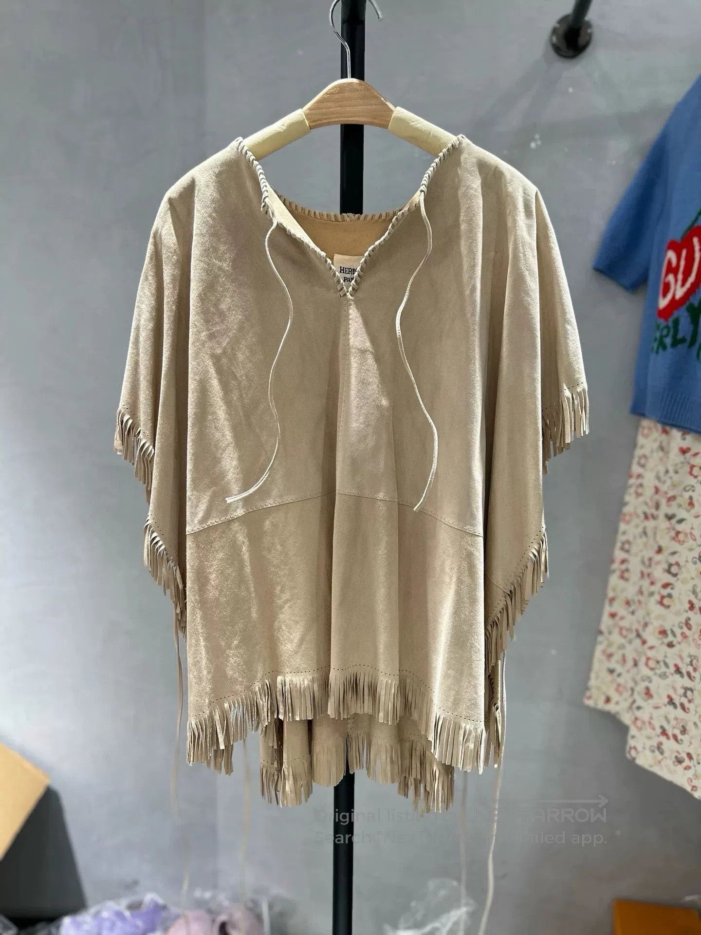Hermes Hermes Cape Size 34 New with Tags. Size US M / EU 48-50 / 2 - 1 Thumbnail