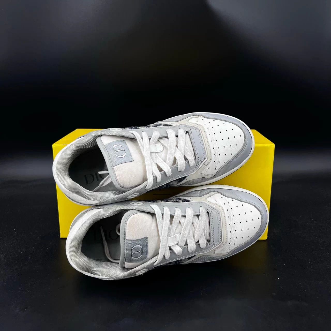 Dior Dior B27 gray white size 39 mint Size US 6 / EU 39 - 5 Thumbnail