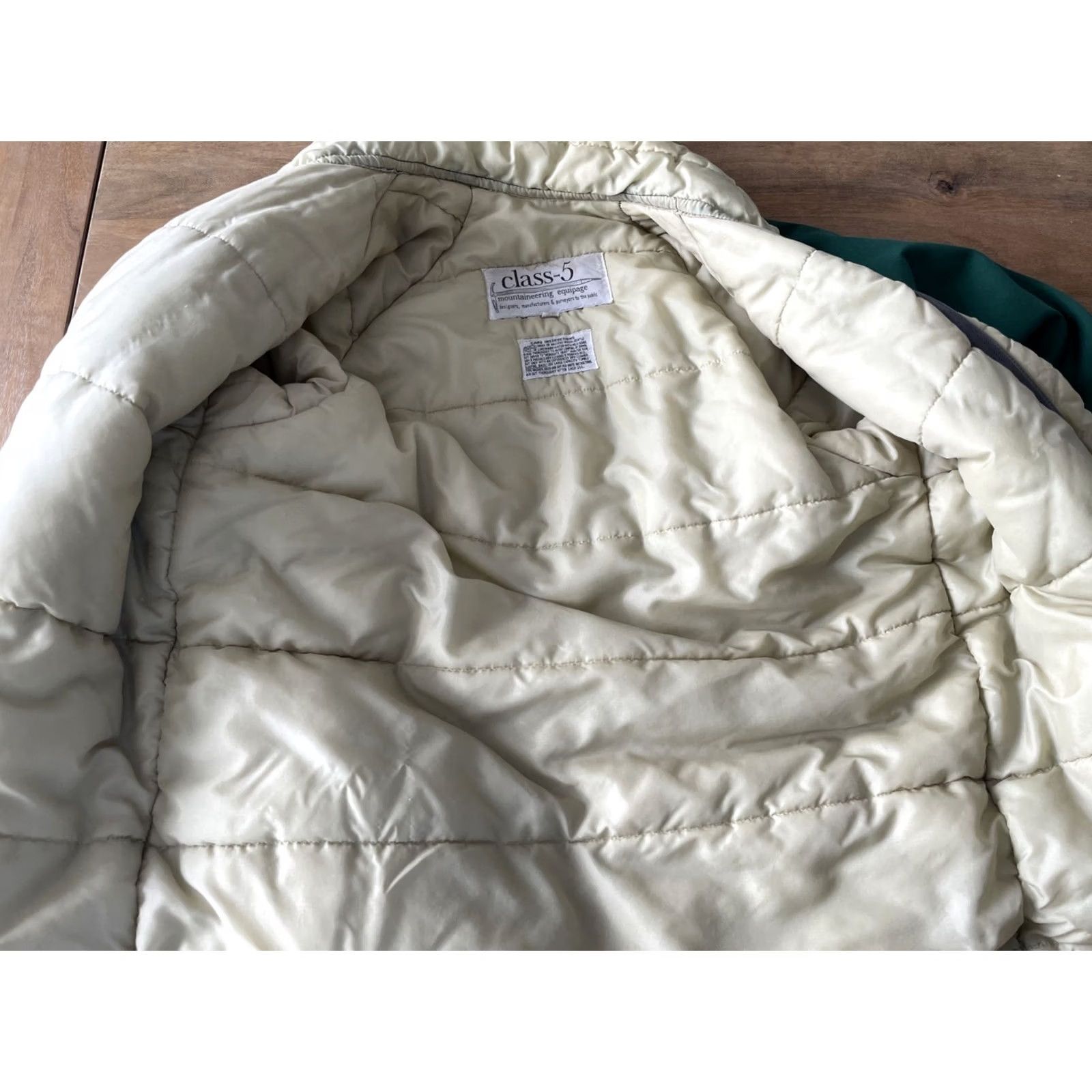 Vintage VINTAGE Class 5 Mountaineering Parka Jacket Mens Down Green Sz S Retro 60s Climbing USA Winter Size US S / EU 44-46 / 1 - 5 Thumbnail