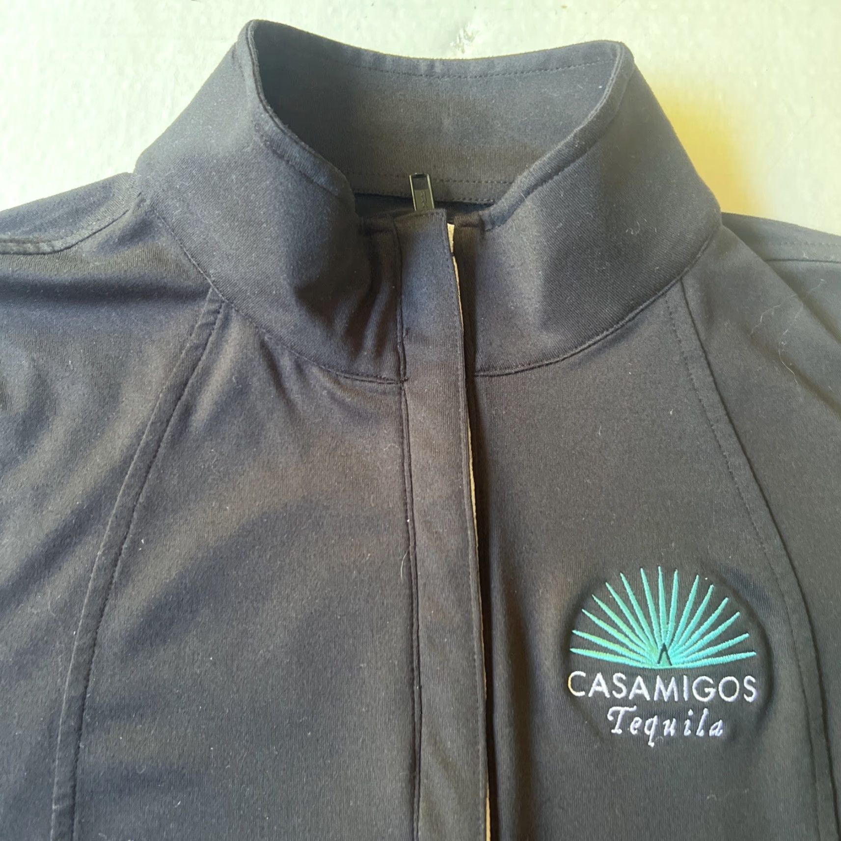 Vintage VINTAGE Rare Heather Grey Casamigos Tequila Hoodie Sweatshirt Womens Small Graphic Logo Zip Pockets All Seasons Tequila Drinker Mens Womens Size S / US 4 / IT 40 - 4 Thumbnail