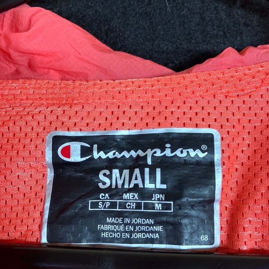 Champion VINTAGE Champion Mens Jacket Coral Anorak Hooded Windbreaker Pullover Small Size US S / EU 44-46 / 1 - 6 Thumbnail