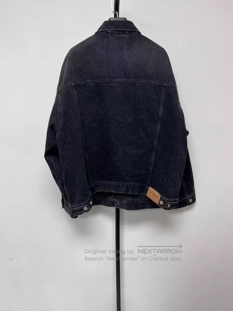 Balenciaga Balenciaga Letter Printed Single Breasted Long Sleeve Deni Size XS / US 0-2 / IT 36-38 - 2 Thumbnail