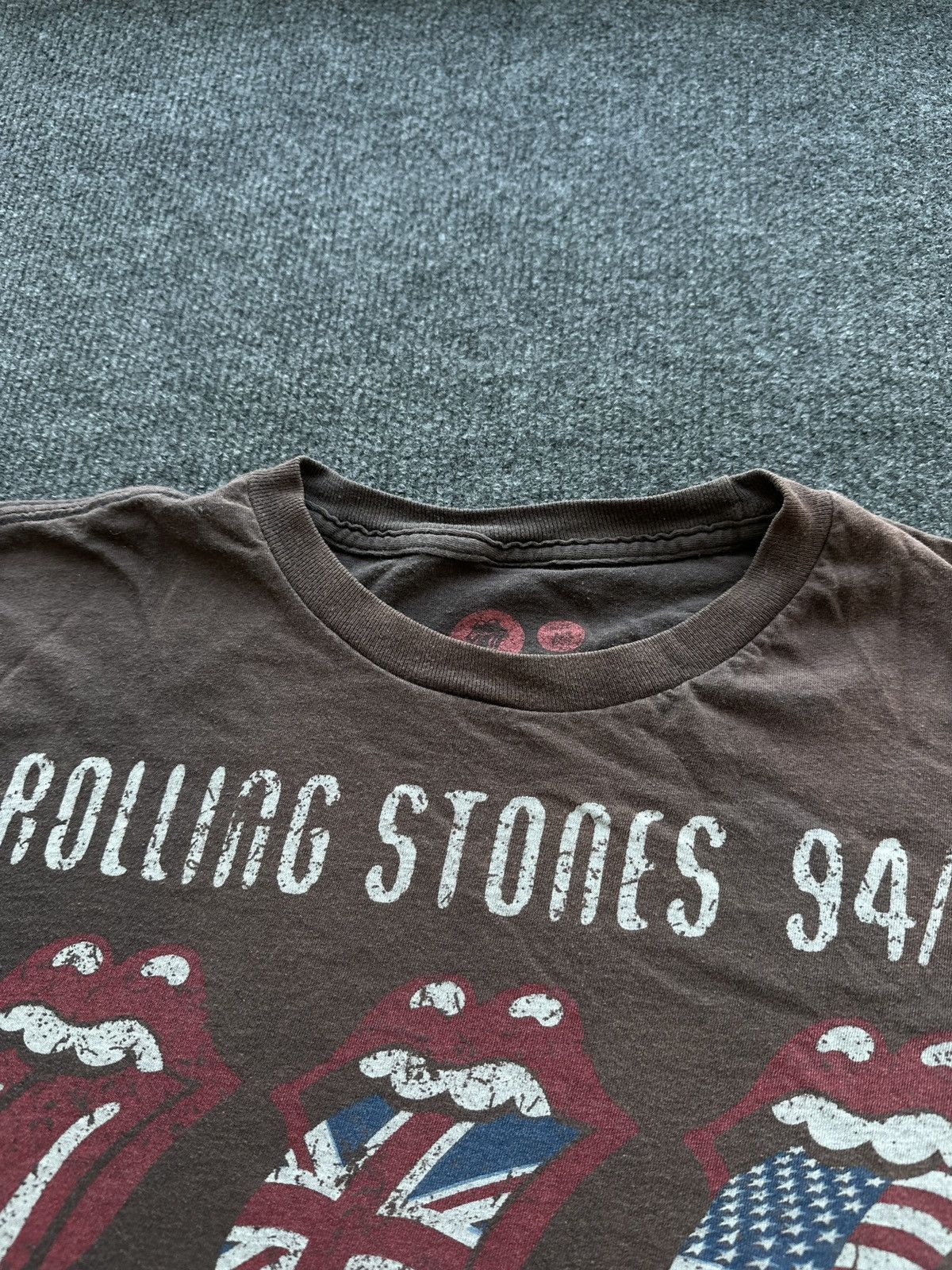 The Rolling Stones 2010🚨The Rolling Stones 94/95 t-shirt faded 2010 boxy band Size US M / EU 48-50 / 2 - 8 Thumbnail