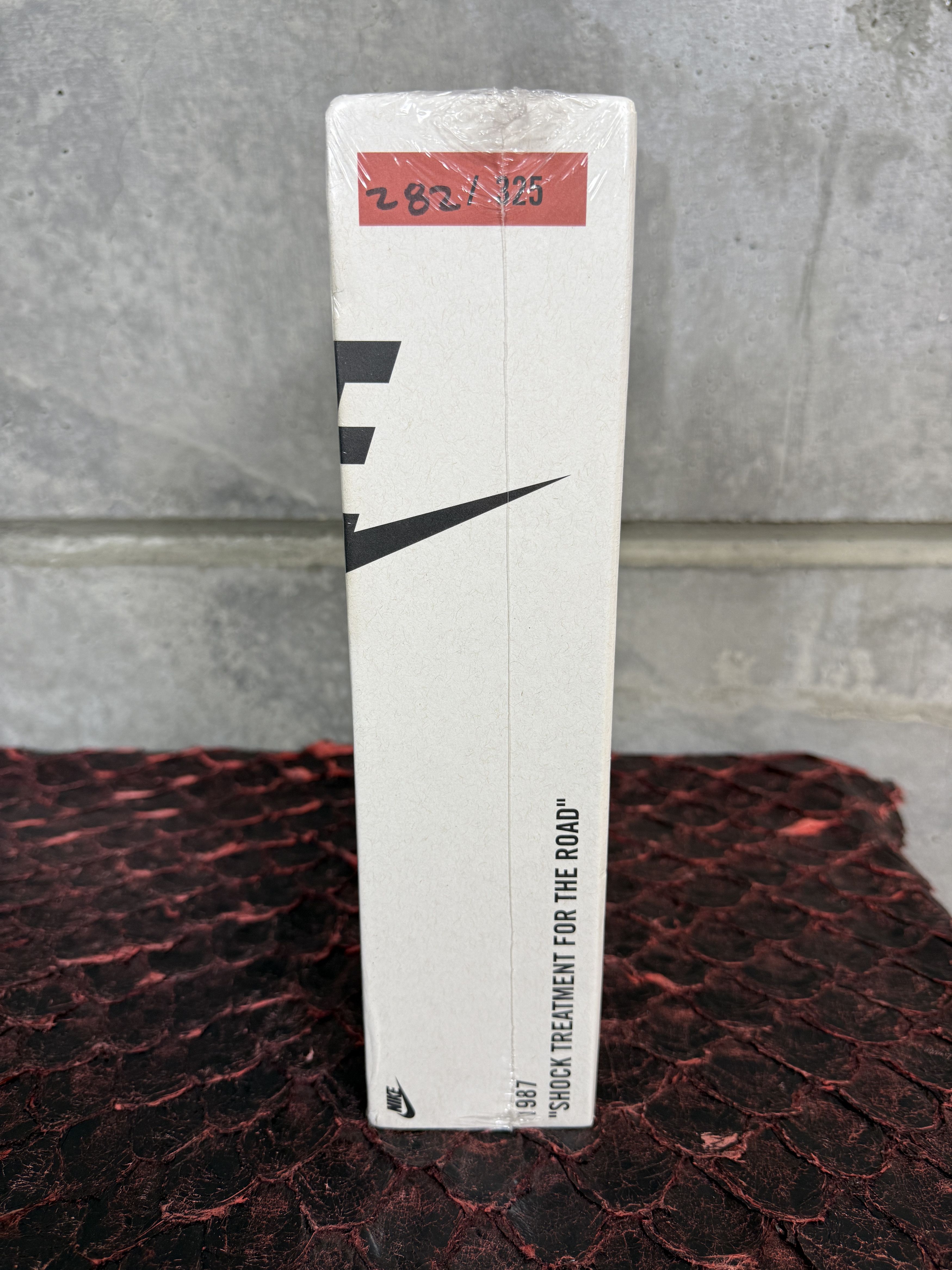 Nike 282/325 Limited Nike Vintage Ad 1987 Shock Treatment Puzzle Size ONE SIZE - 5 Thumbnail