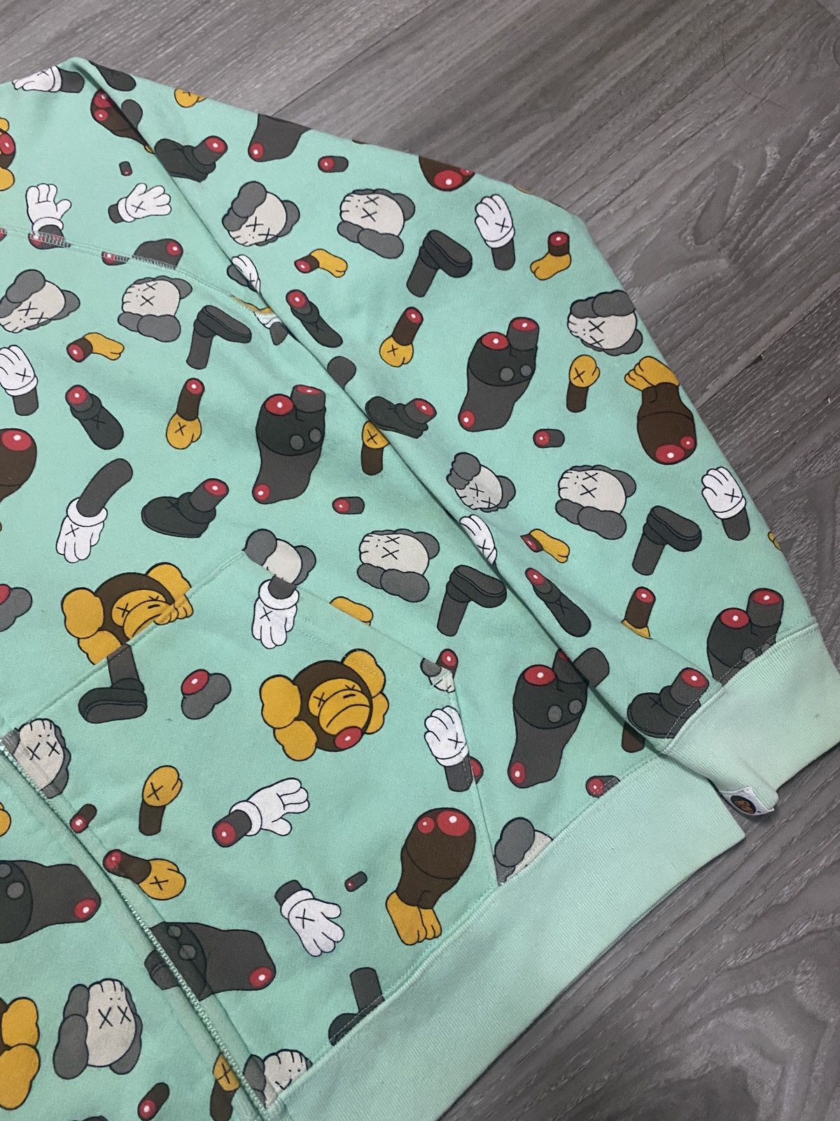 Bape GRAIL - BAPE X KAWS babymilo dissected slaughtered full zip Size US S / EU 44-46 / 1 - 4 Thumbnail