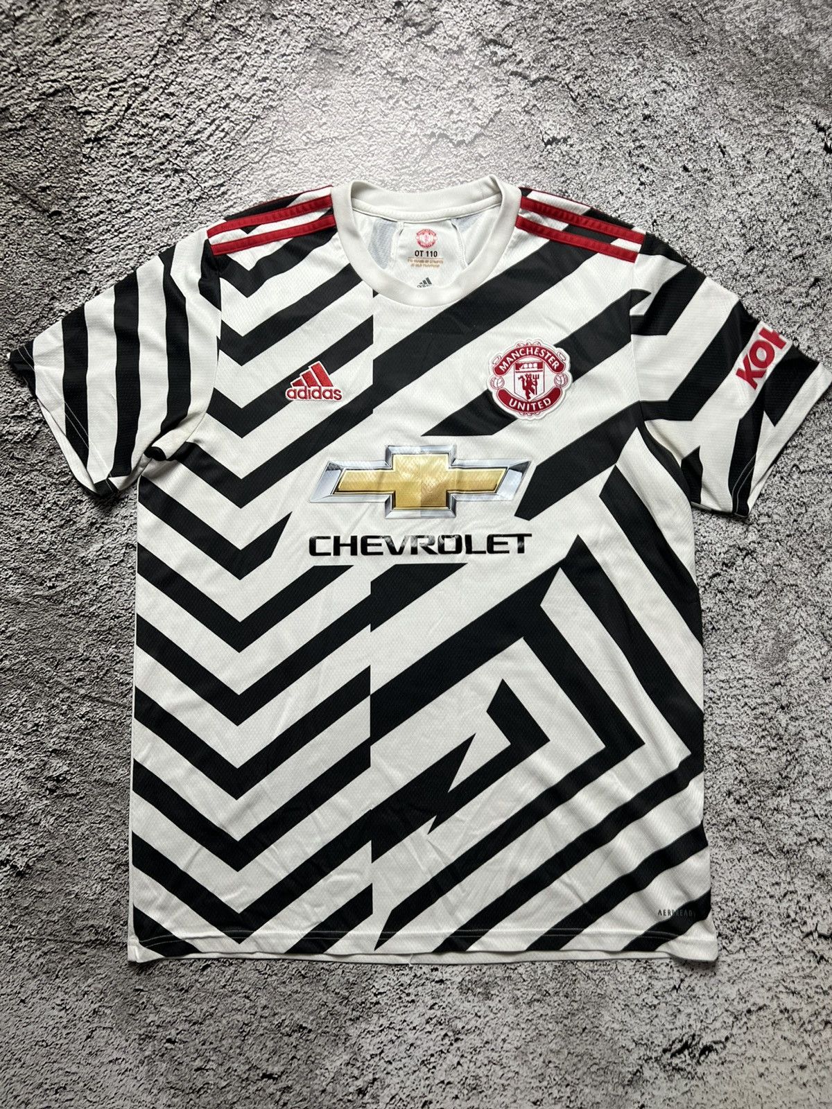 Adidas 2020-2021 Manchester united third kit adidas jersey zebra Size US L / EU 52-54 / 3 - 1 Thumbnail