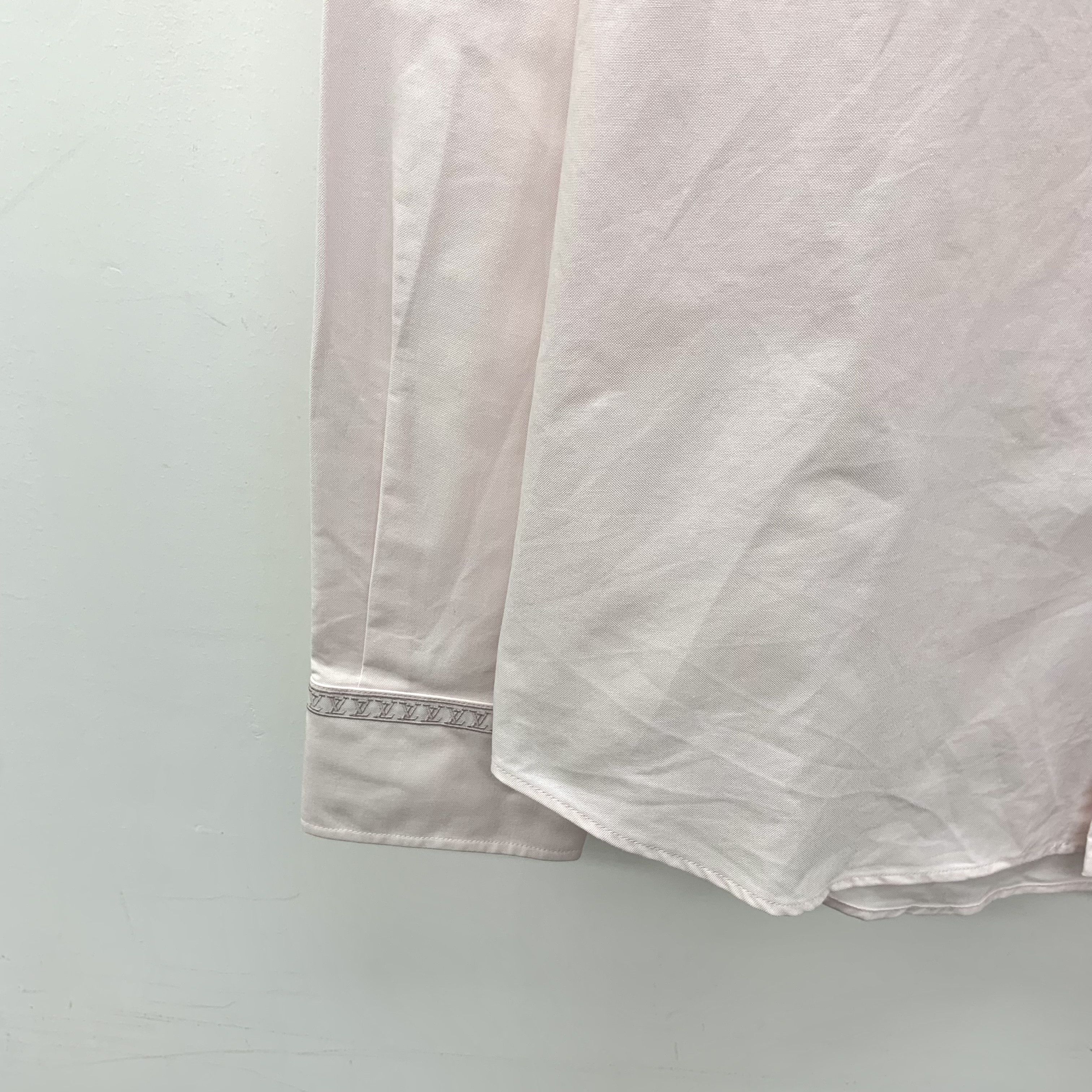 Louis Vuitton Louis Vuitton Pink Logo Embroidered Cotton Shirt (43) Size US S / EU 44-46 / 1 - 5 Thumbnail