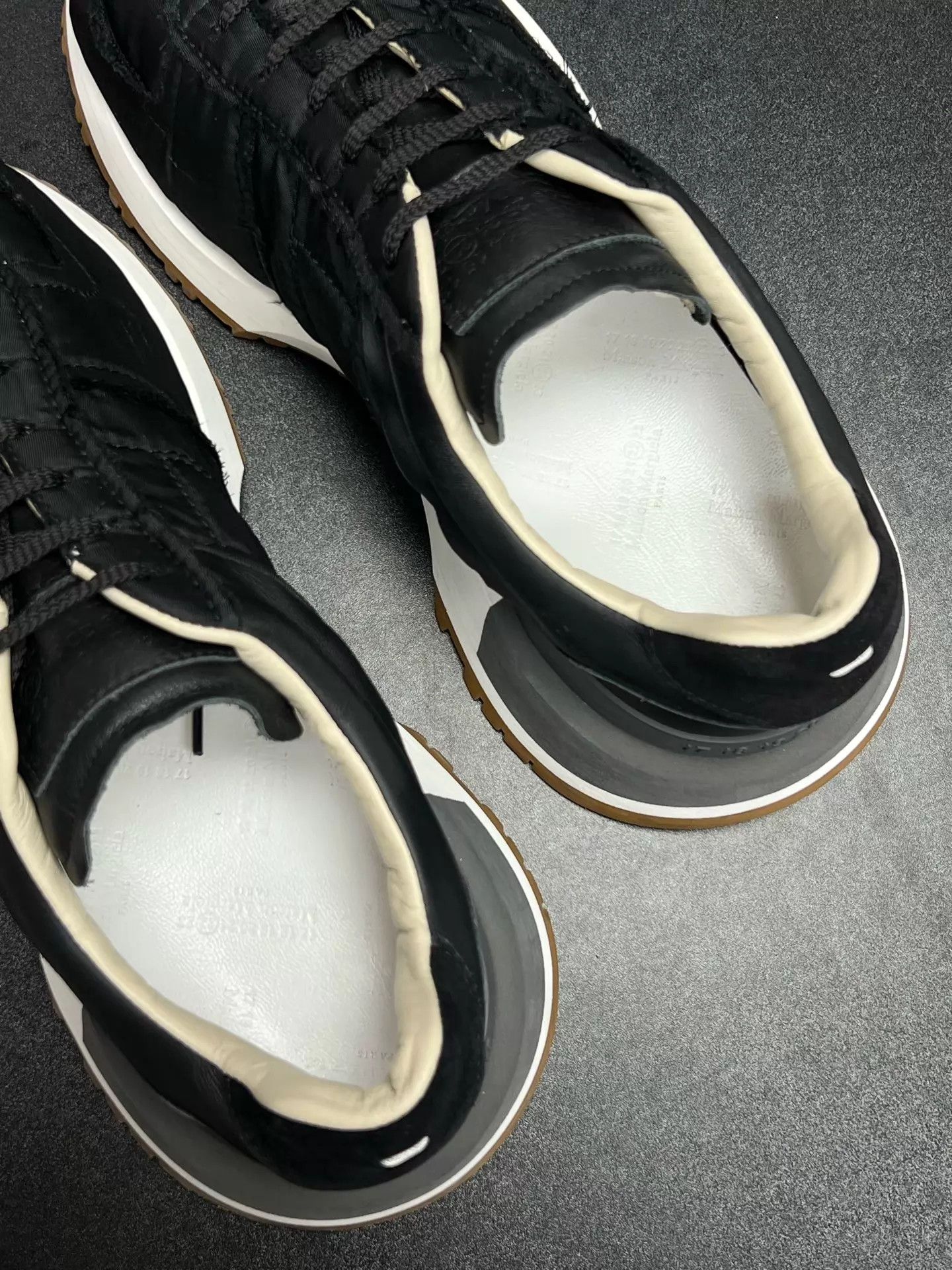 Maison Margiela Maison Margiela Runner Low Top Sneaker Black 42 Like New Size US 9 / EU 42 - 4 Thumbnail
