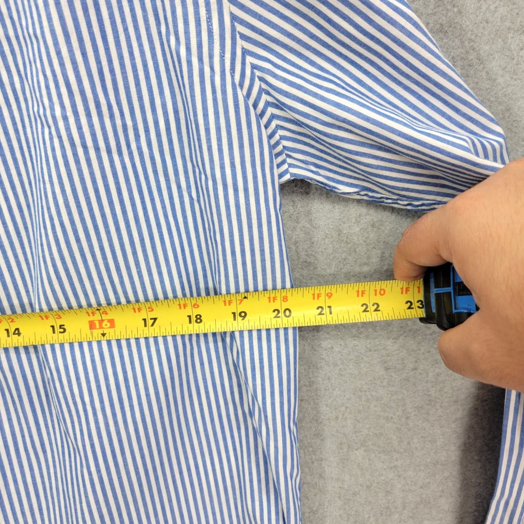 American Eagle Outfitters American Eagle Outfitters Shirt Mens L Blue Classic Fit Striped Button-Up Collar Down Long Sleeve Size US L / EU 52-54 / 3 - 6 Thumbnail