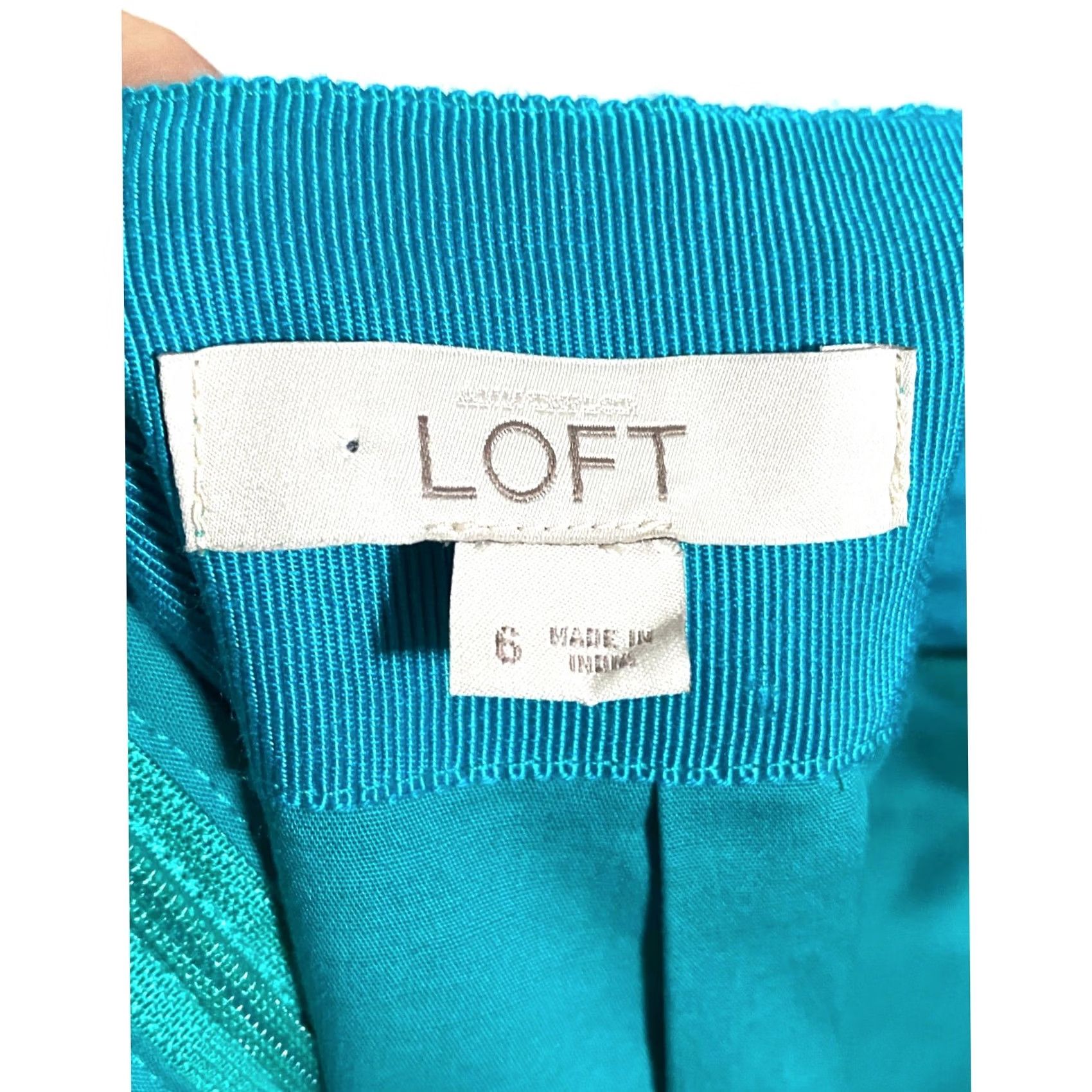 Loft LOFT Floral Pencil Skirt Lace Overlay Teal 6 Lined Knee Length Work Preppy Womens Dressy Career Skirt Size 28" / US 6 / IT 42 - 6 Thumbnail