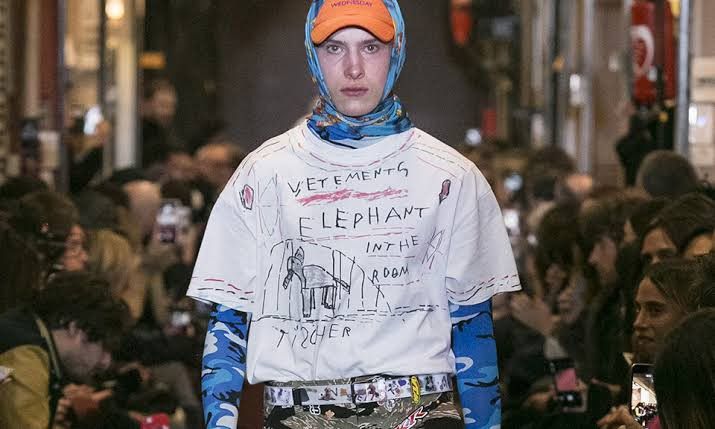 Vetements AW19 Elephant In The Room T Shirt | Grailed