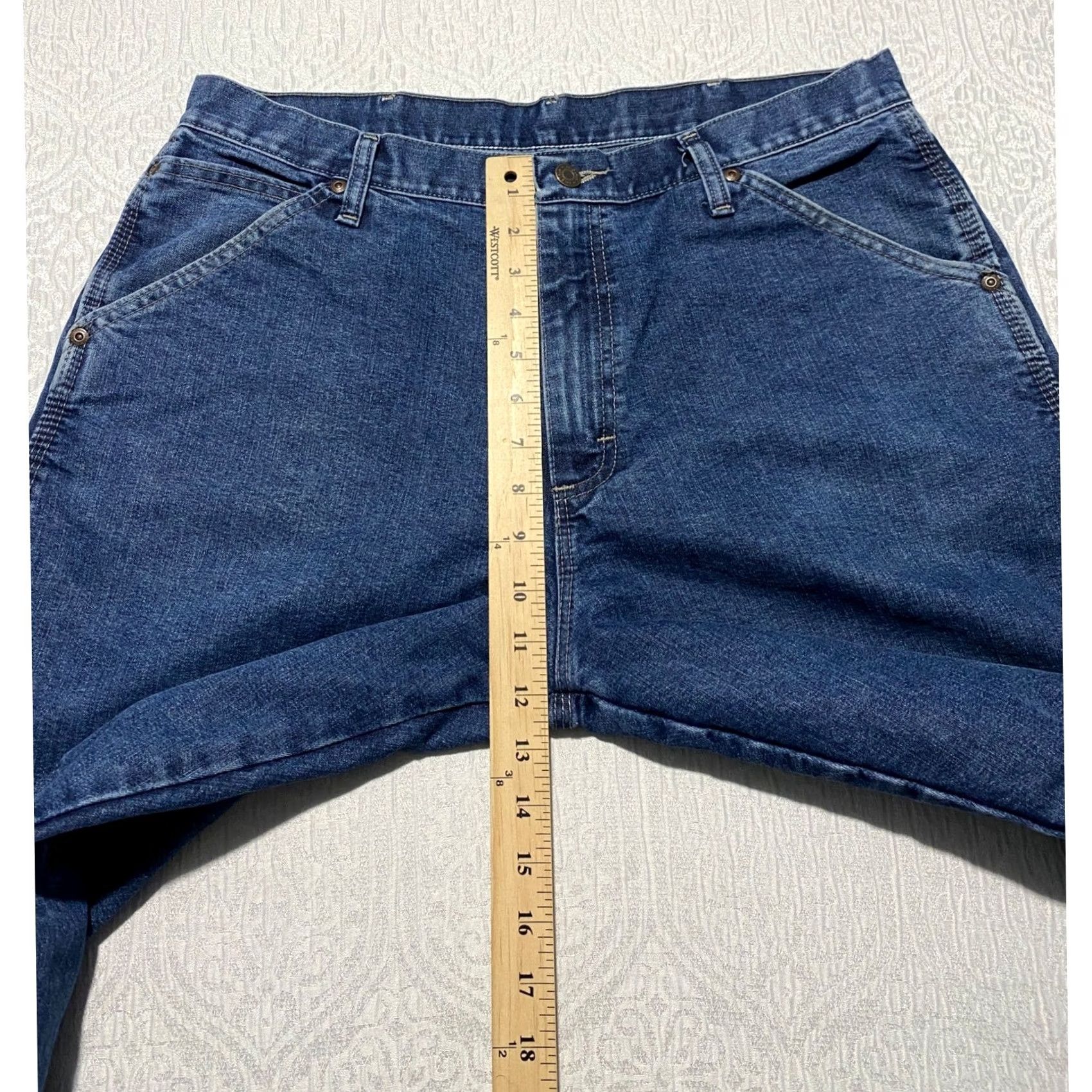 Wrangler Wrangler Jeans Carpenter 34x30 Blue Medium Wash Denim Relaxed Fit Utility Pockets Logo Men Regular Inseam 30 Cargo Pocket Workwear Size US 34 / EU 50 - 4 Thumbnail