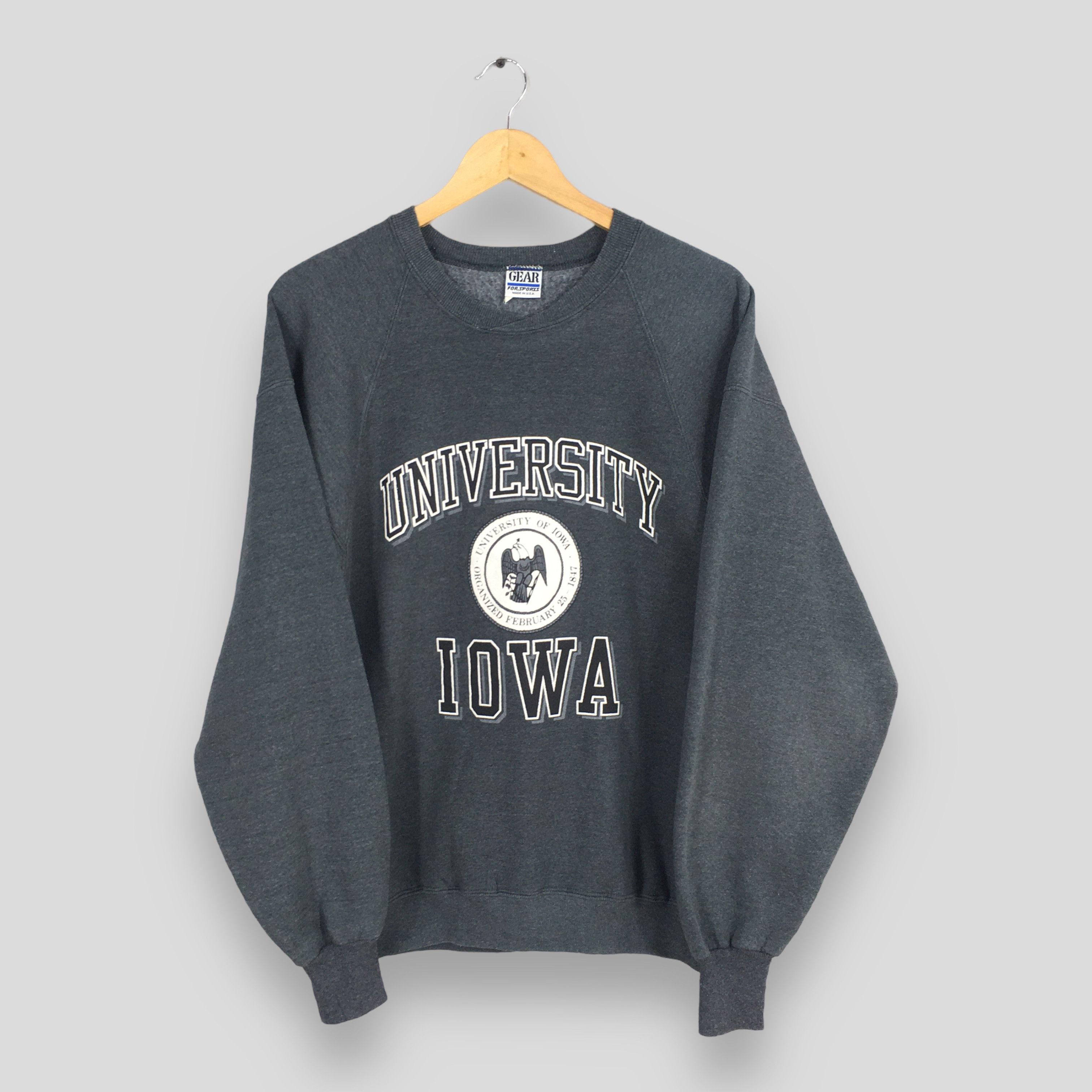 NCAA Vintage The University Of Iowa Sweatshirt Large Size US L / EU 52-54 / 3 - 1 Thumbnail