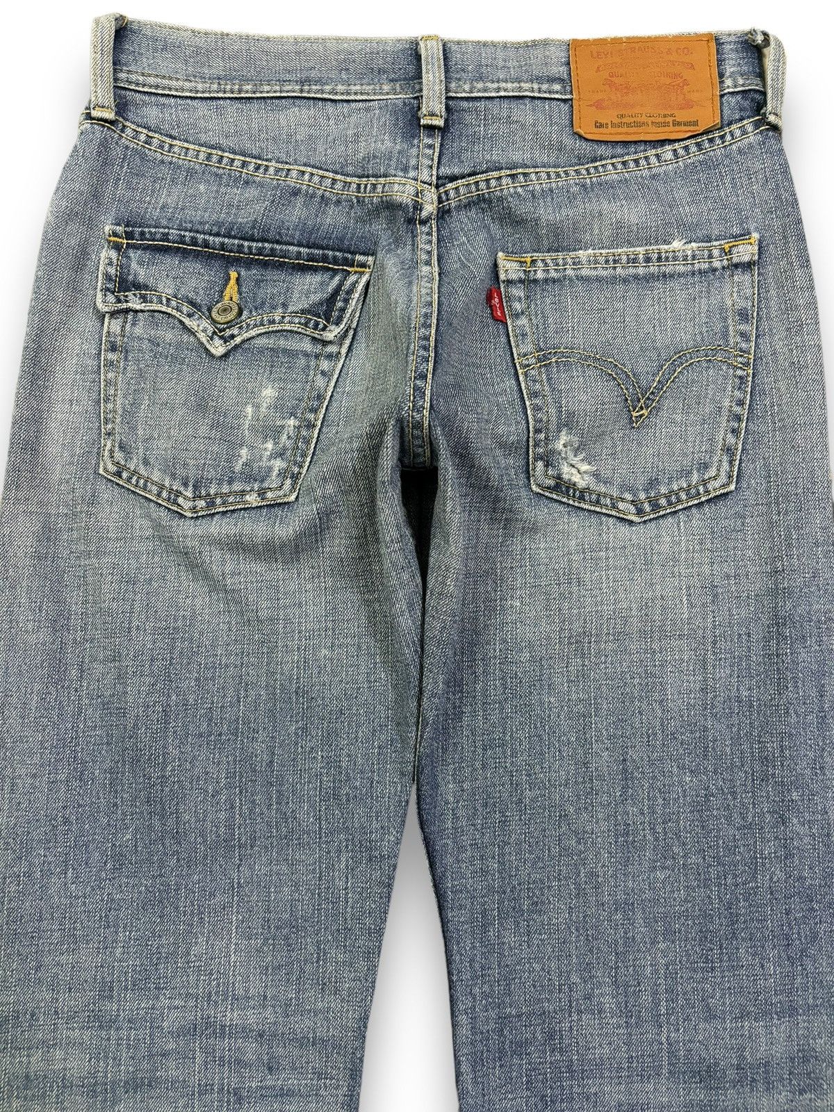 Levi's Vintage 2000s Levis Blue Washed Loose Fit Distressed Jeans Size US 29 - 11 Thumbnail