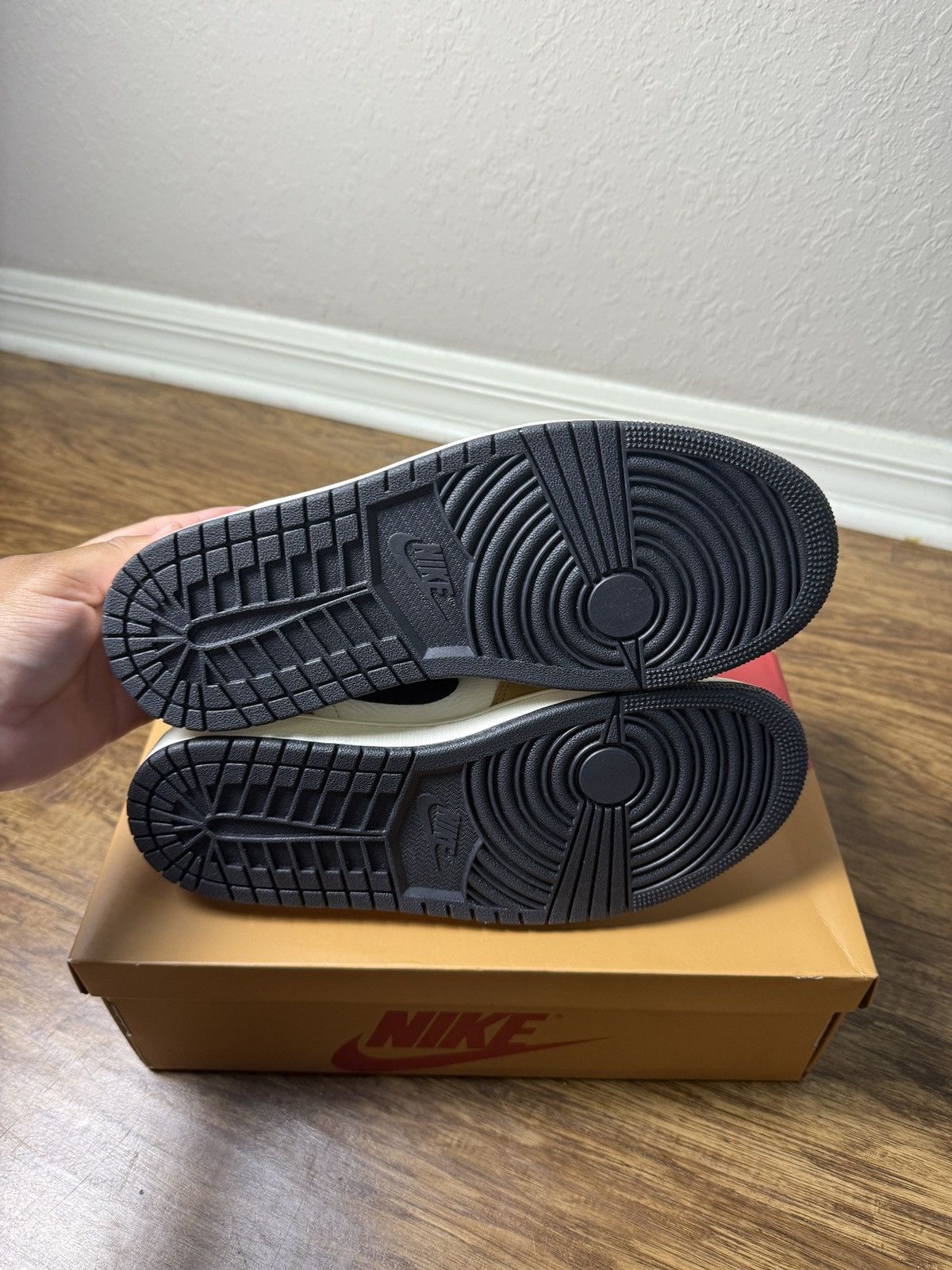 Jordan Brand Jordan 1 Low ‘Rookie Of The Year’ Size US 9.5 / EU 42-43 - 6 Thumbnail