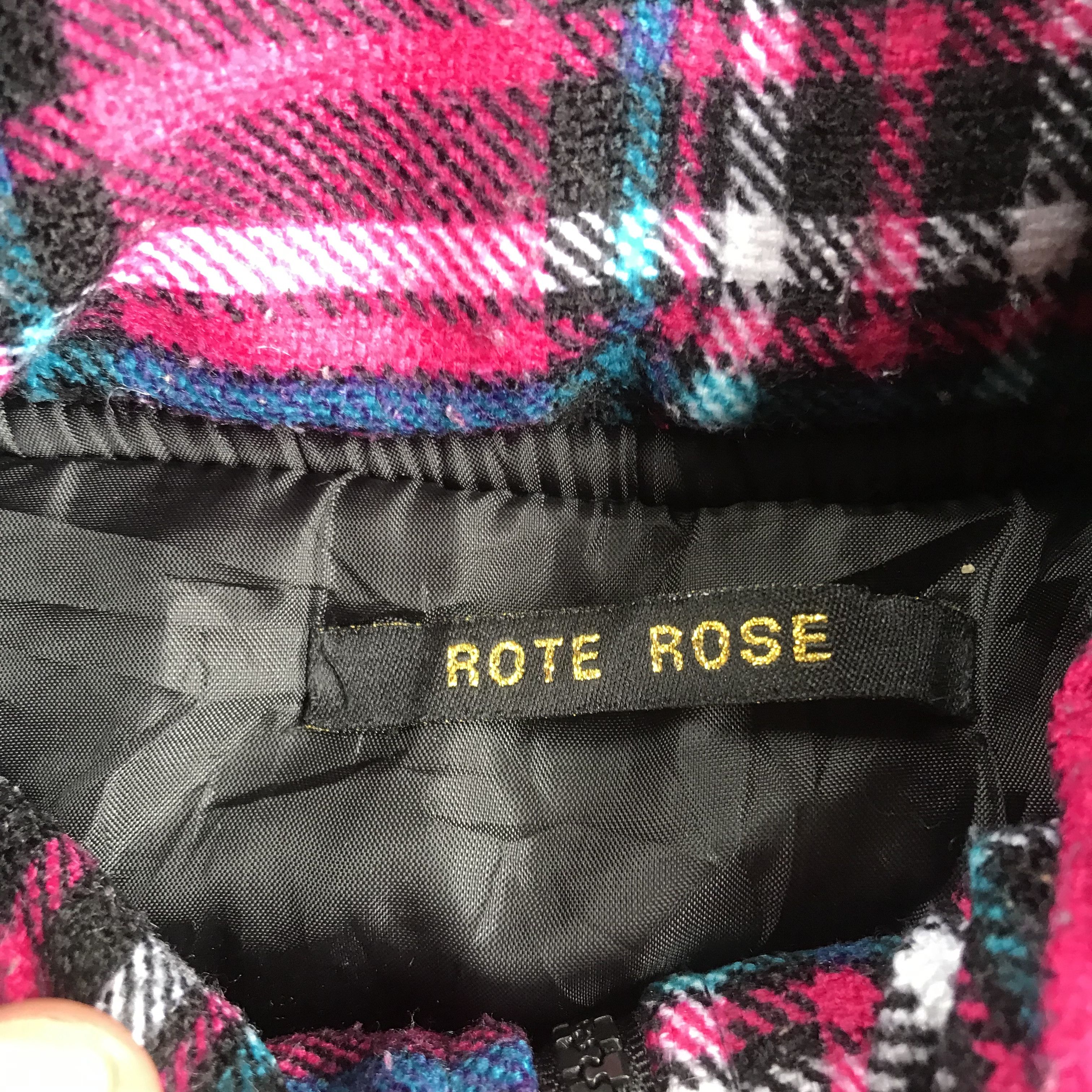 Le Grande Bleu (L.G.B.) Rote Rose Faux Fur Jacket If six was nine / small size Size US S / EU 44-46 / 1 - 8 Thumbnail