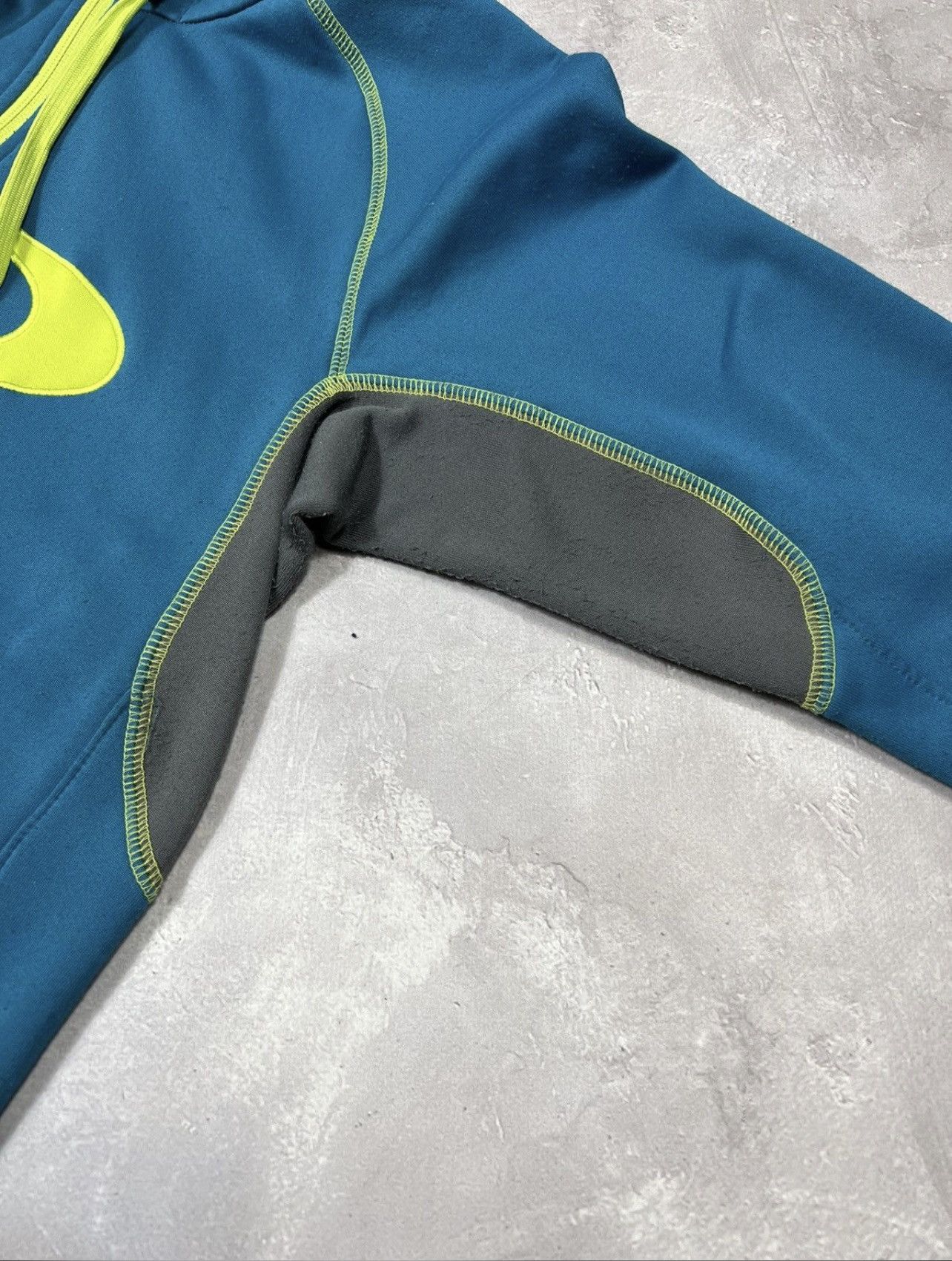 Vintage Vintage Oakley Outdoor Y2k Zip Hoodie Size M / US 6-8 / IT 42-44 - 10 Thumbnail