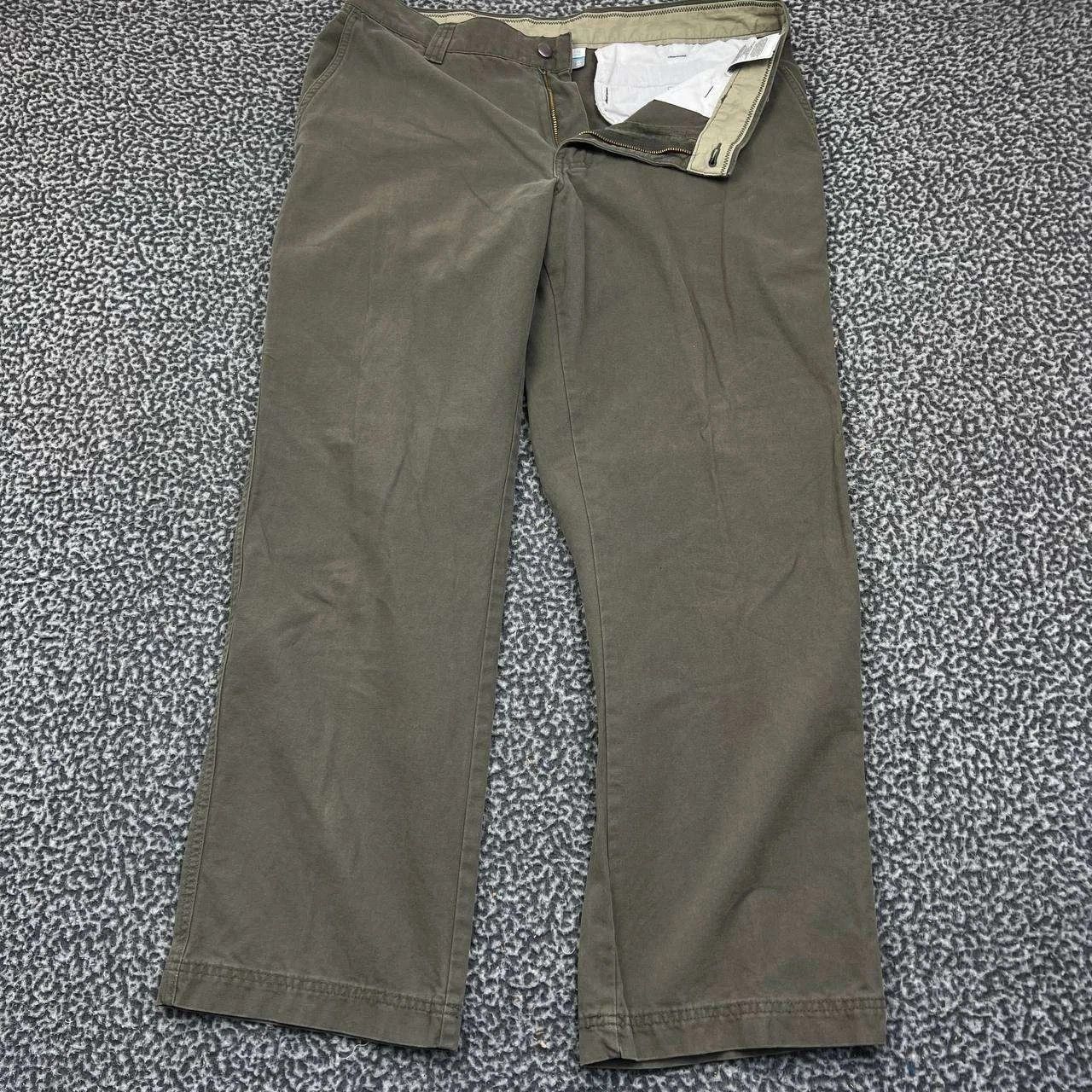 Columbia Columbia Pants 36x30 Chino Straight Fit Flat Front Cotton Size US 36 / EU 52 - 1 Thumbnail