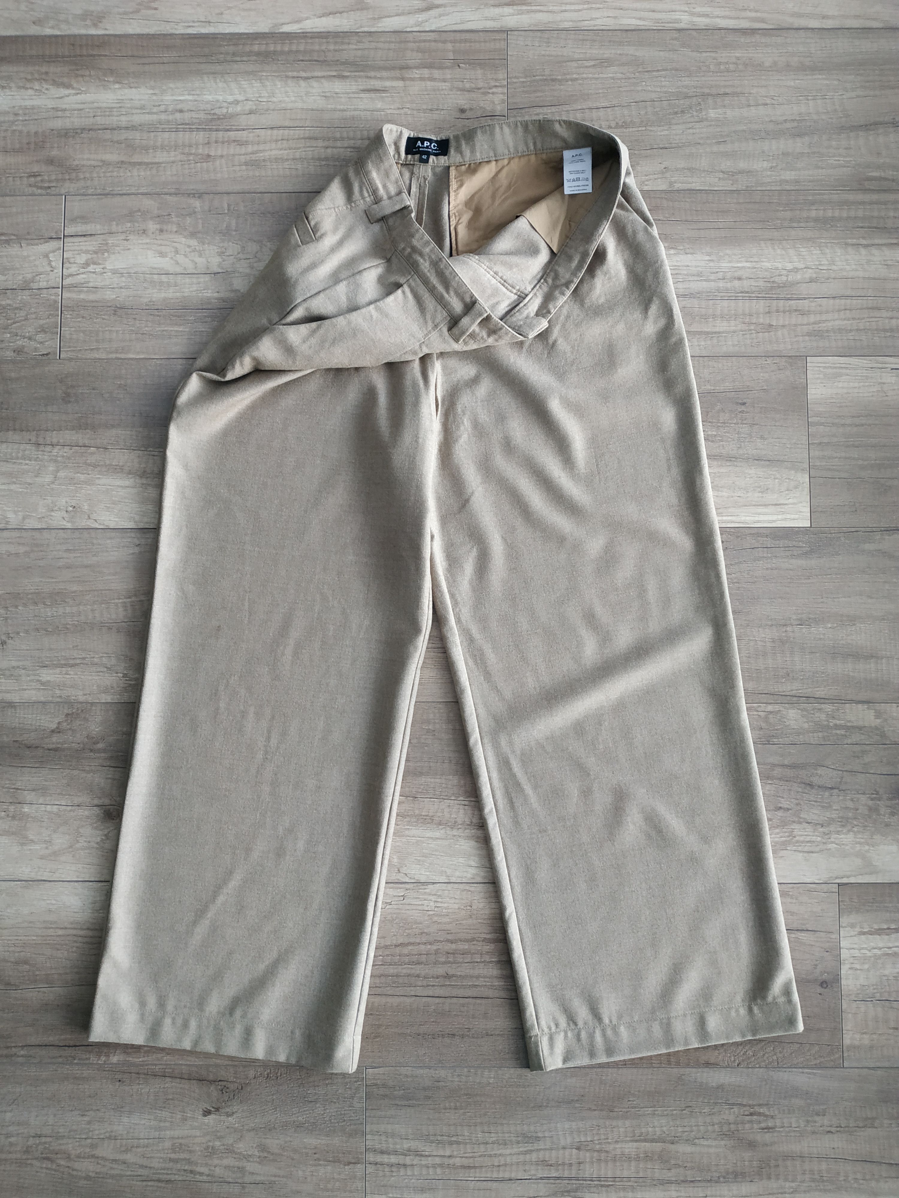 A.P.C. × Designer A.P.C. Paris Women's Wool Beige Chino Pants, s. 42 (XL) Size 30" / US 8 / IT 44 - 1 Thumbnail