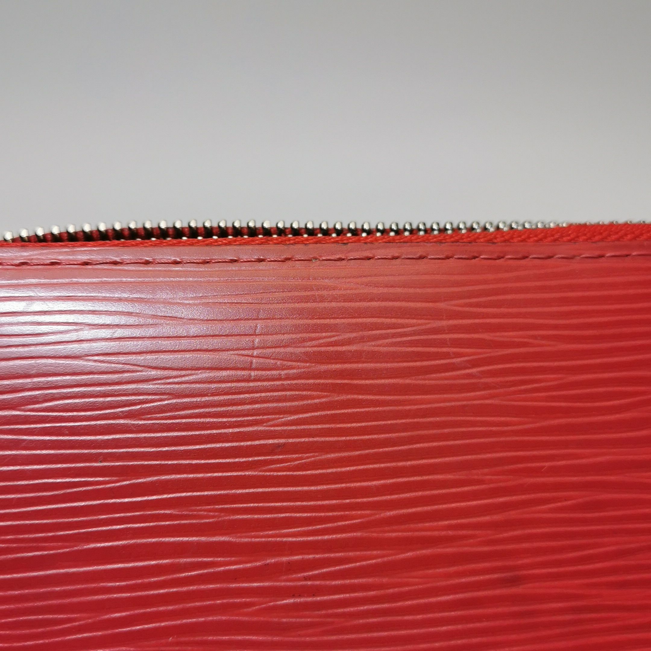 Louis Vuitton Louis Vuitton (LV) Zippy cowhide ripple zip around wallet - Size ONE SIZE - 7 Thumbnail