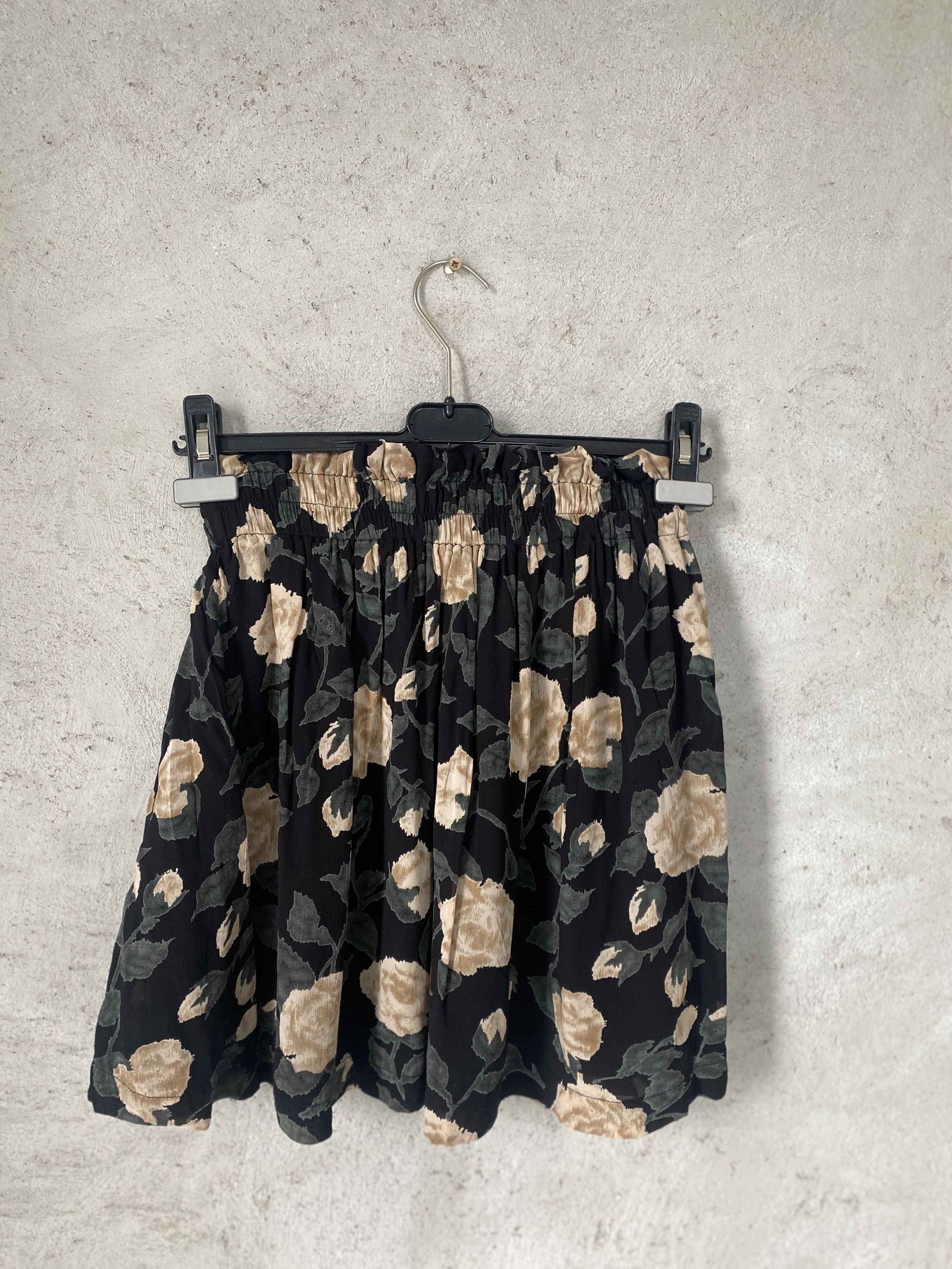 Ganni Ganni viscose floral print mini skirt Size 27" / US 4 / IT 40 - 3 Thumbnail