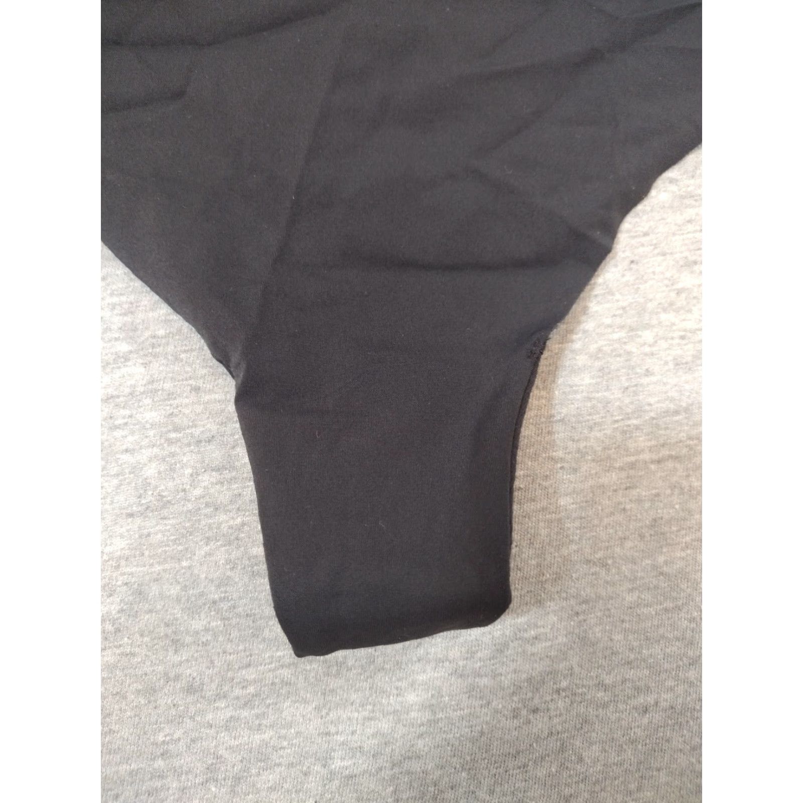 SKIMS **SKIMS Opaque Foil Thong Underwear Size 2X Onyx** User: **SKIMS Foil Opaque Thong Underwear Size 2X Onyx** Size ONE SIZE - 7 Thumbnail