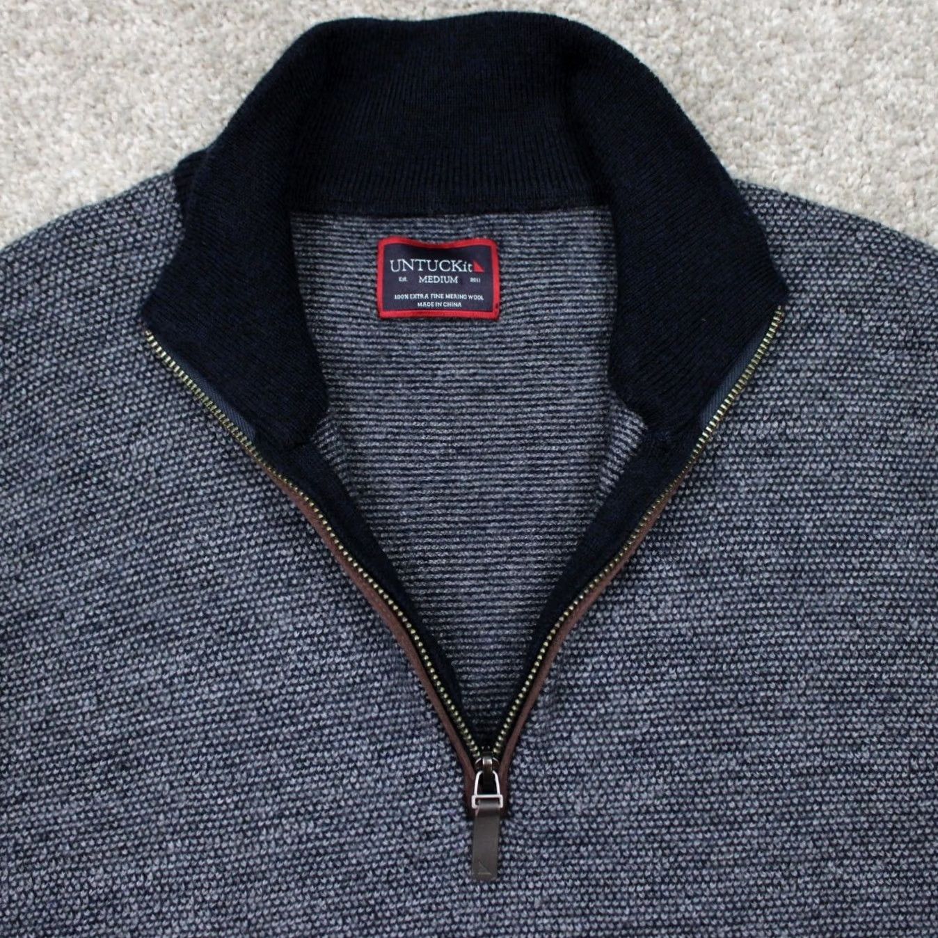 UNTUCKit UNTUCKit Sweatshirt Mens Medium Gray Belguardo Jacquard 1/4 Zip Fine Merino Wool Size US M / EU 48-50 / 2 - 7 Thumbnail