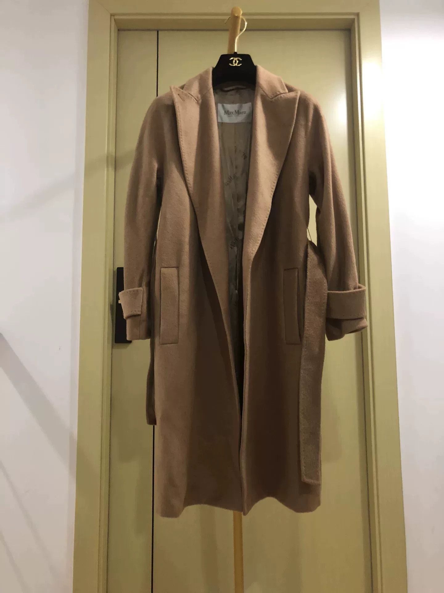 Max Mara MaxMara Camel Hair Coat for Women Size M / US 6-8 / IT 42-44 - 1 Thumbnail