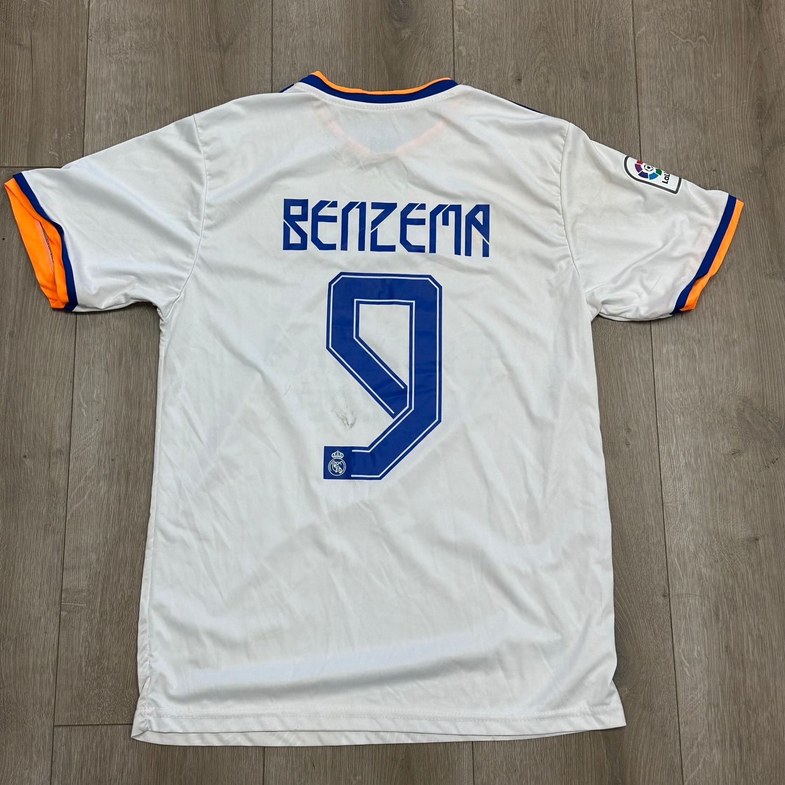 Adidas MLB Real Madrid 2021/22 home Benzema jersey Medium M B17 Size US M / EU 48-50 / 2 - 3 Thumbnail